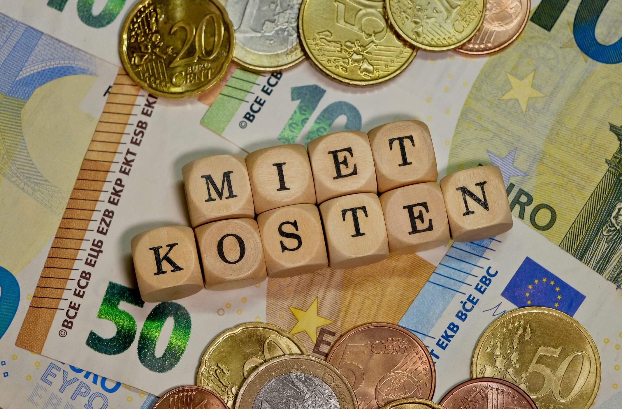 Kostenexplosion in Österreich! Experte hält Mietpreisbremse für gerechtfertigt.