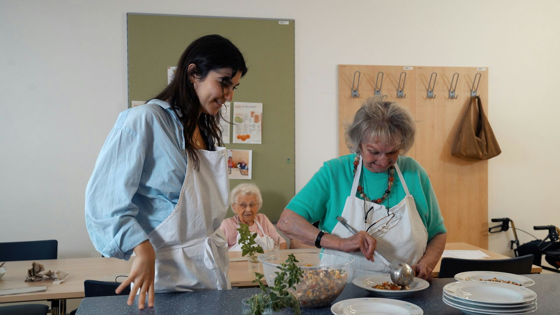 Heute.at - Video: Kochen mit einer Diätologin im FSW-Tageszentrum