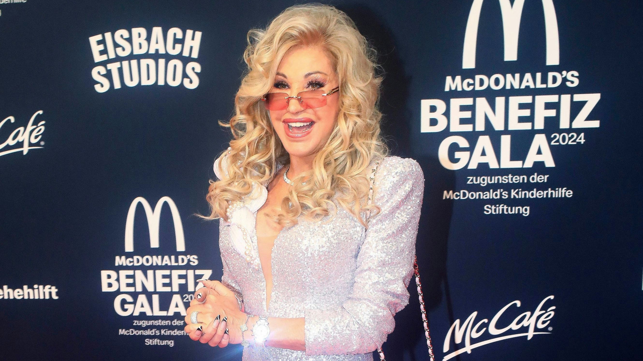 Heute.at - Nach Not-OP: Carmen Geiss zeigt Wunde – kassiert Hate