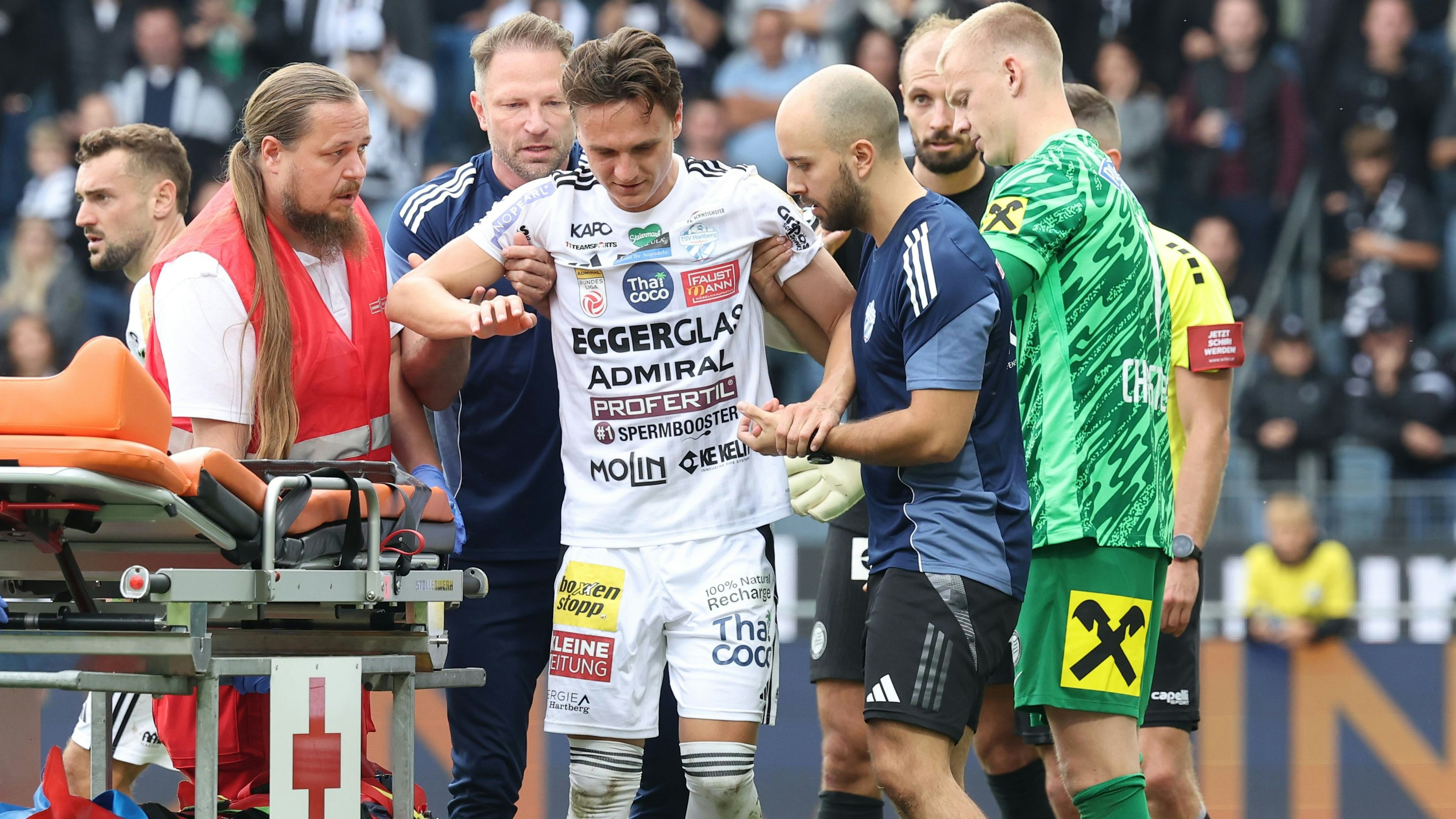 Heute.at - Bei Derby-Crash erlitt Stürmer Schädel-Hirn-Trauma