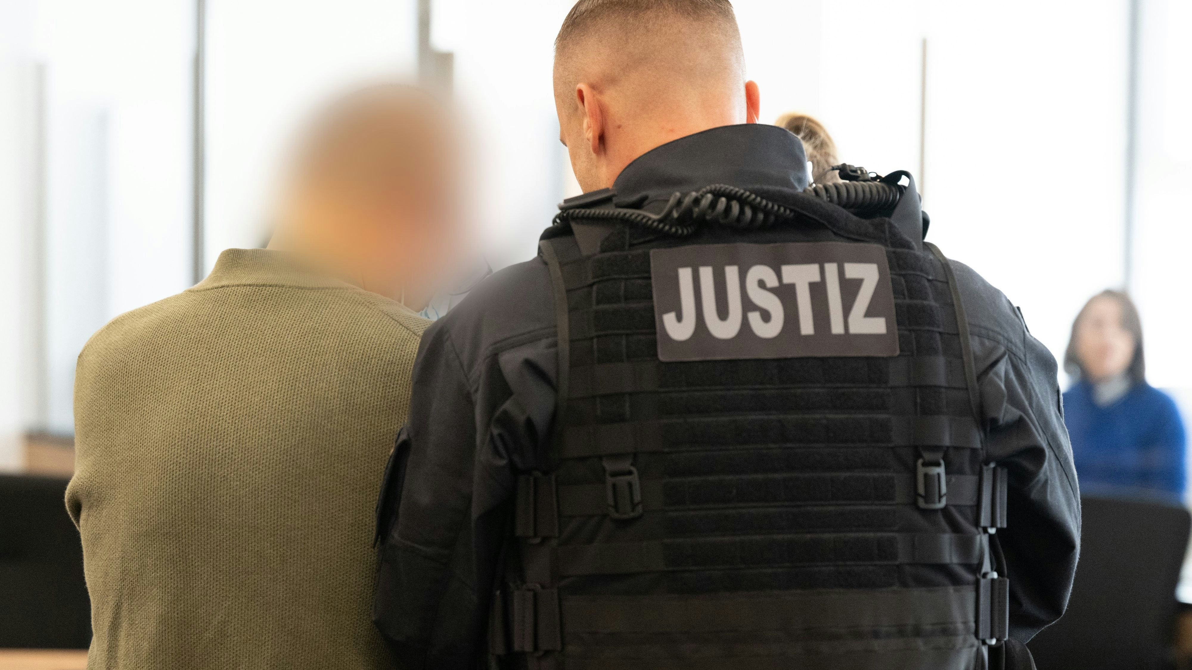 Heute.at - Spionage für China! Ex-AfD-Mitarbeiter verurteilt