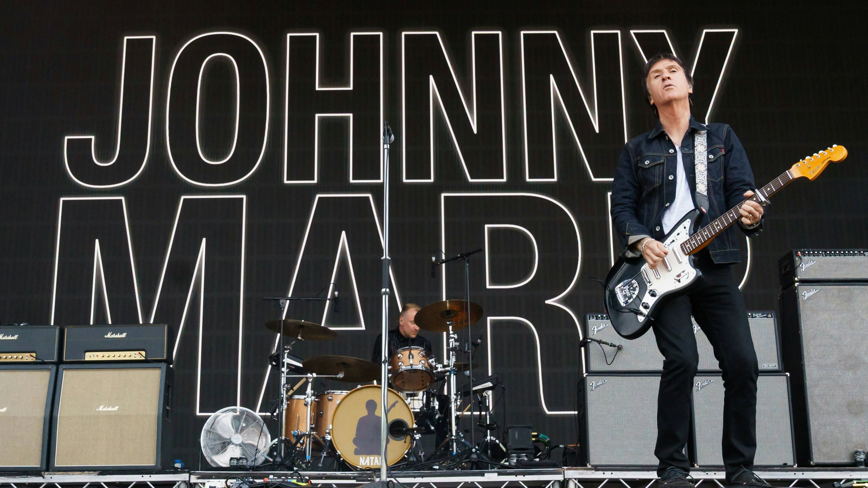 Heute.at - Johnny Marr spielt legendäres Set in Wien