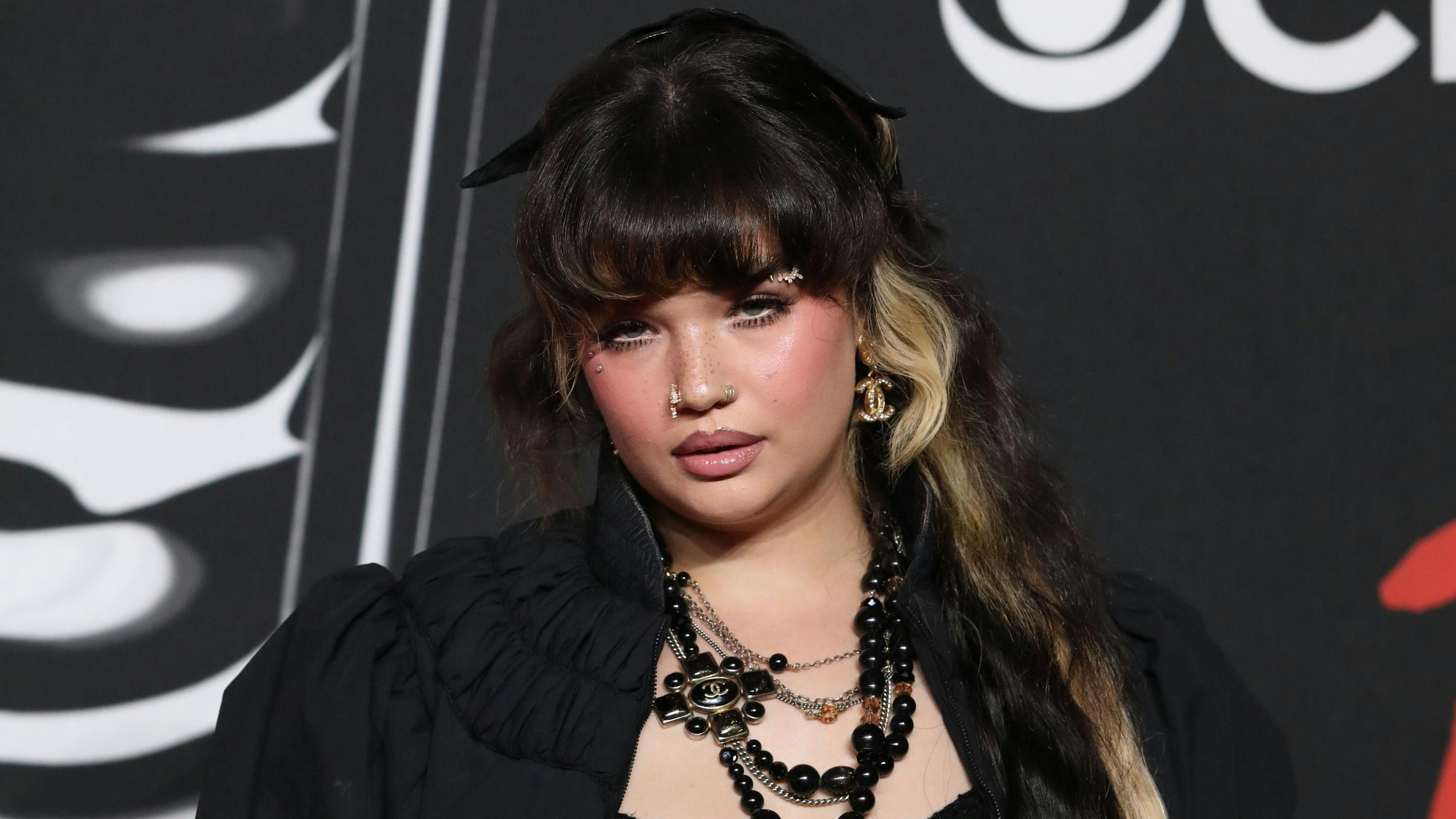 Heute.at - Ziehe mich zurück – Newcomerin sagt alle Konzerte ab