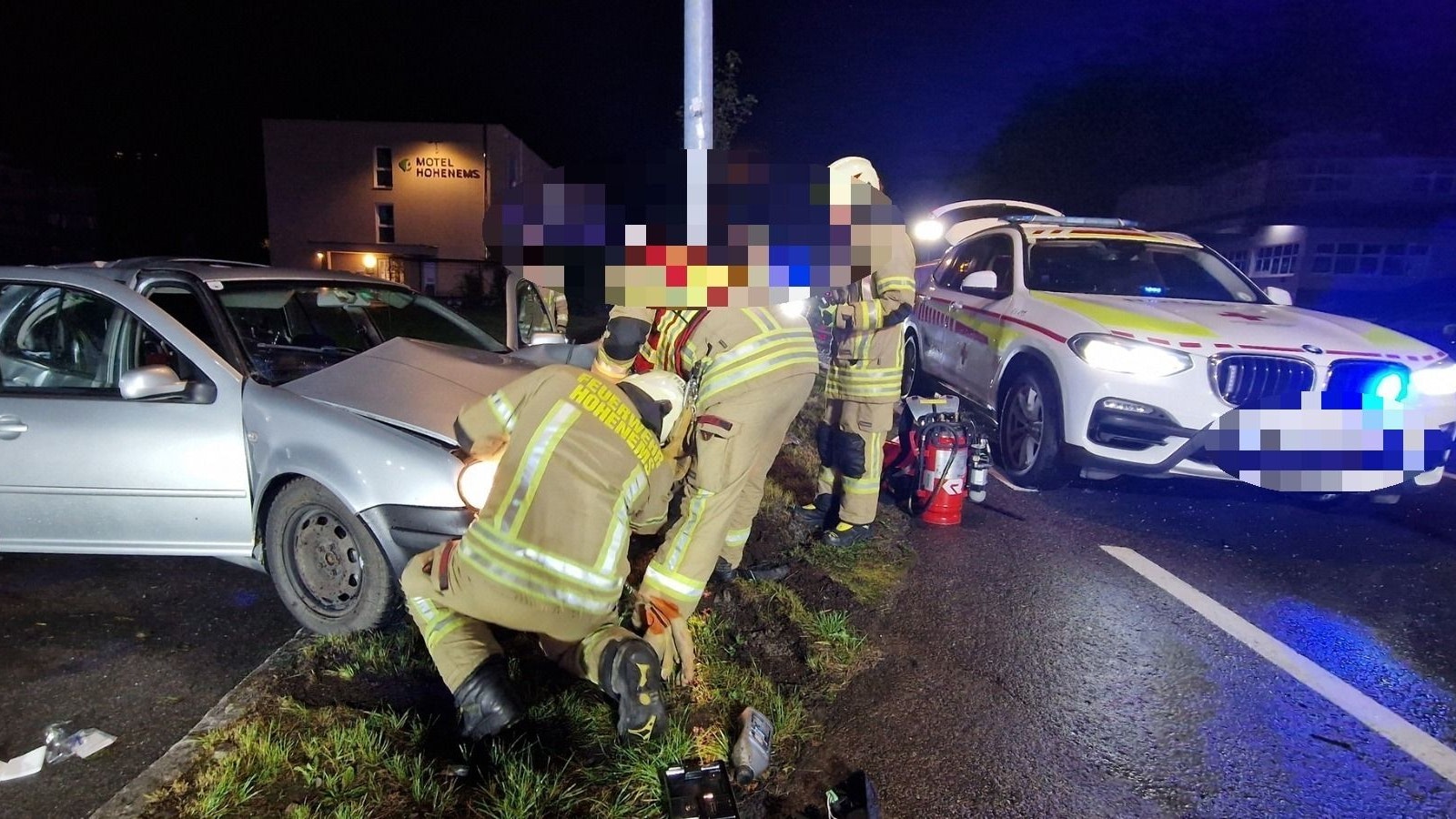 Heute.at - Lenker (31) verursacht Massencrash in Hohenems