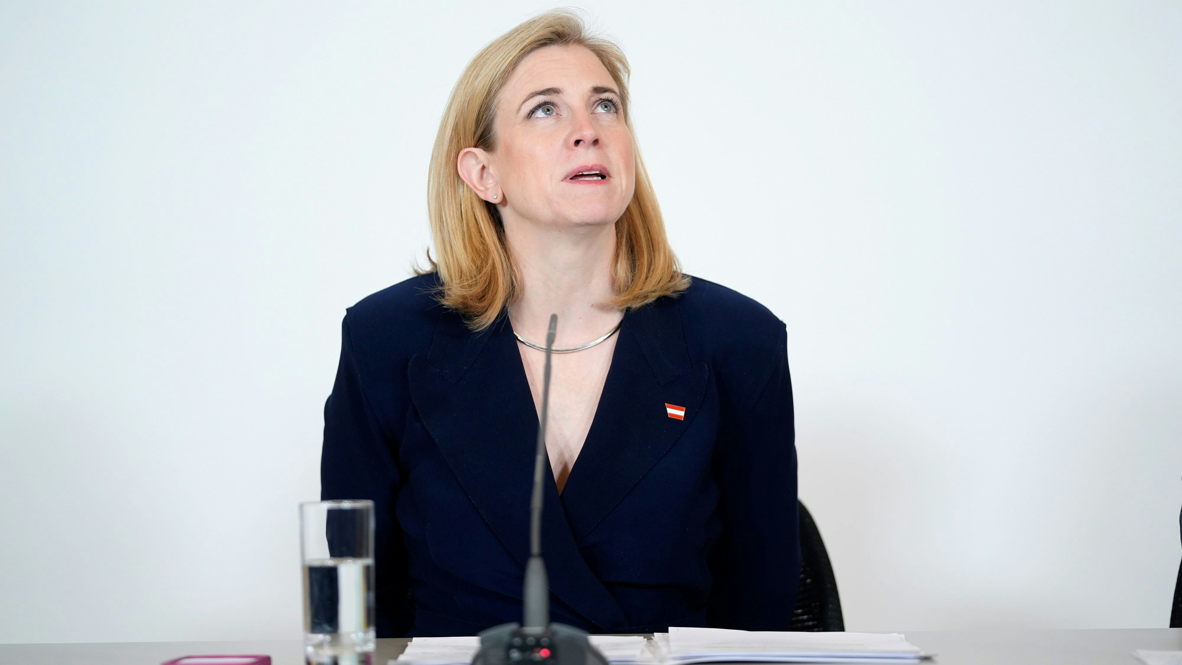 Heute.at - Meinl-Reisingers Sonderbüro kostet 705.000 € Steuergeld