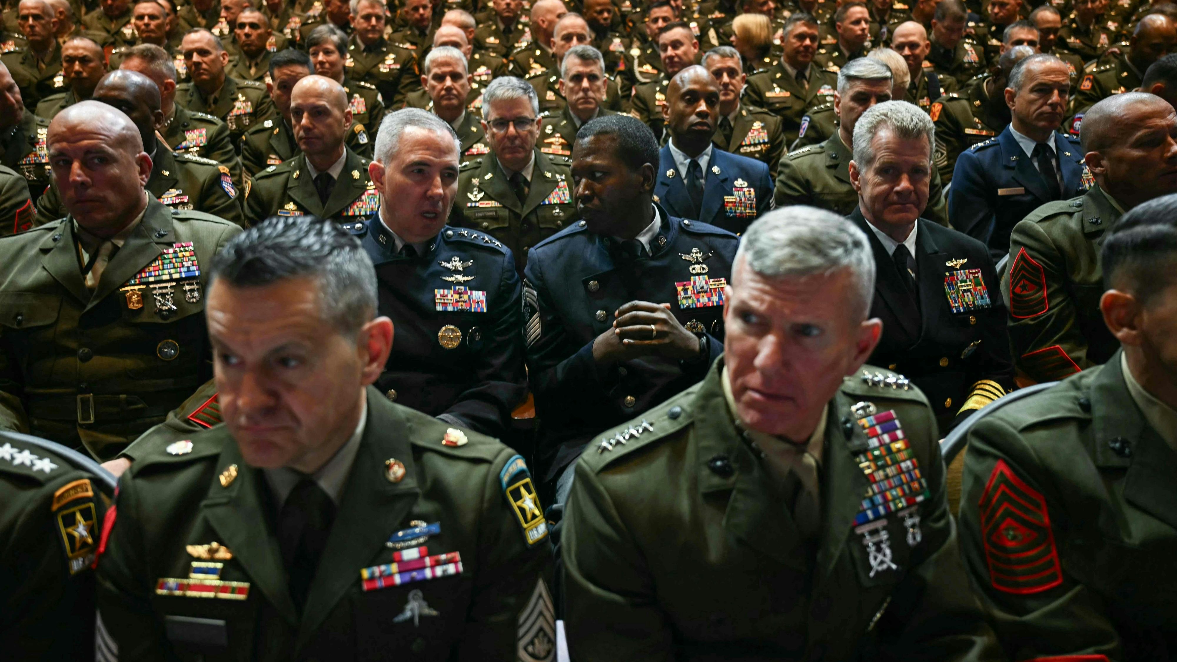 Heute.at - Militärs nach Motivationstreffen frustriert