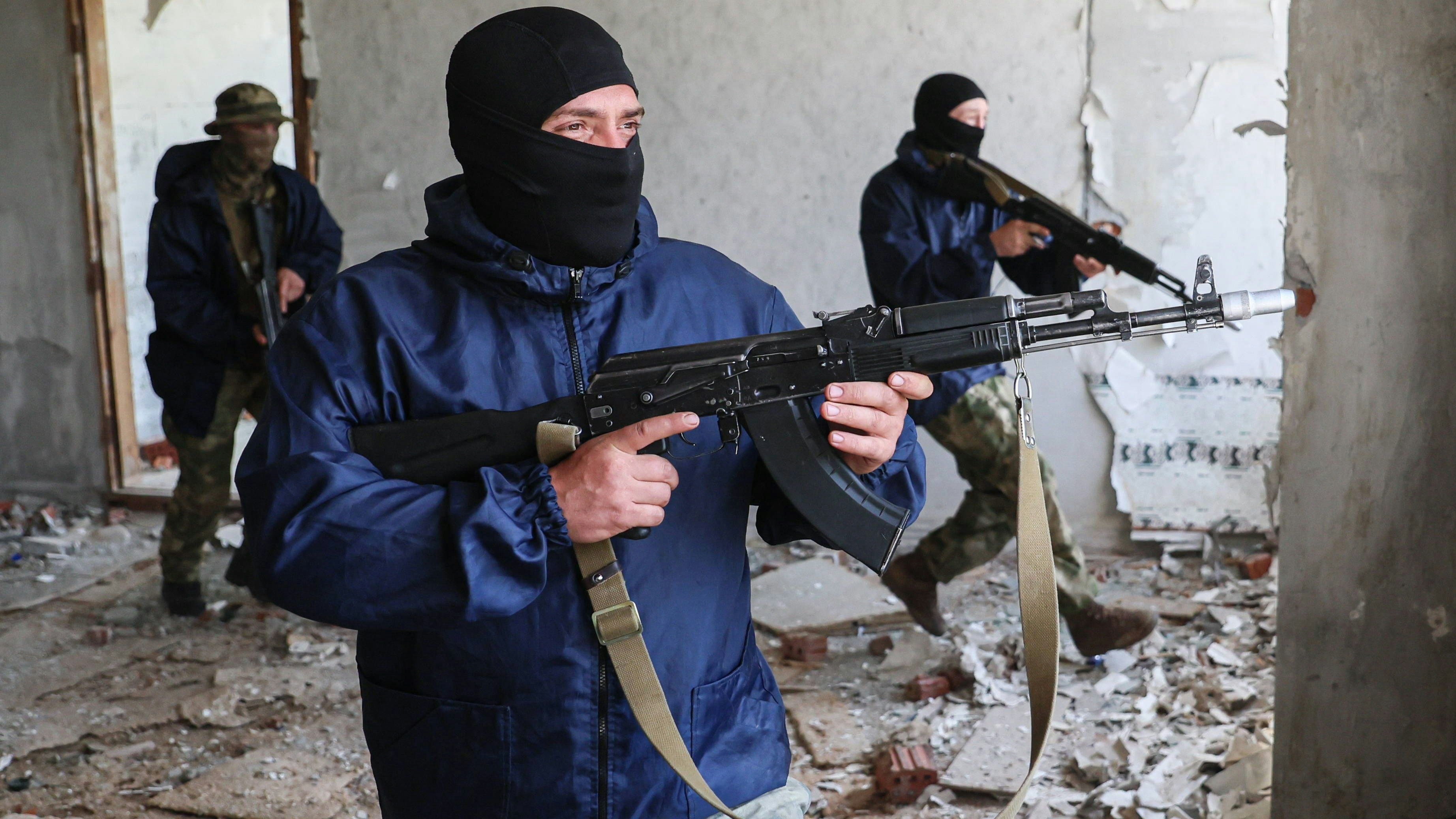 Heute.at - Kreml will Ukraine Angriff mitten in Polen anhängen