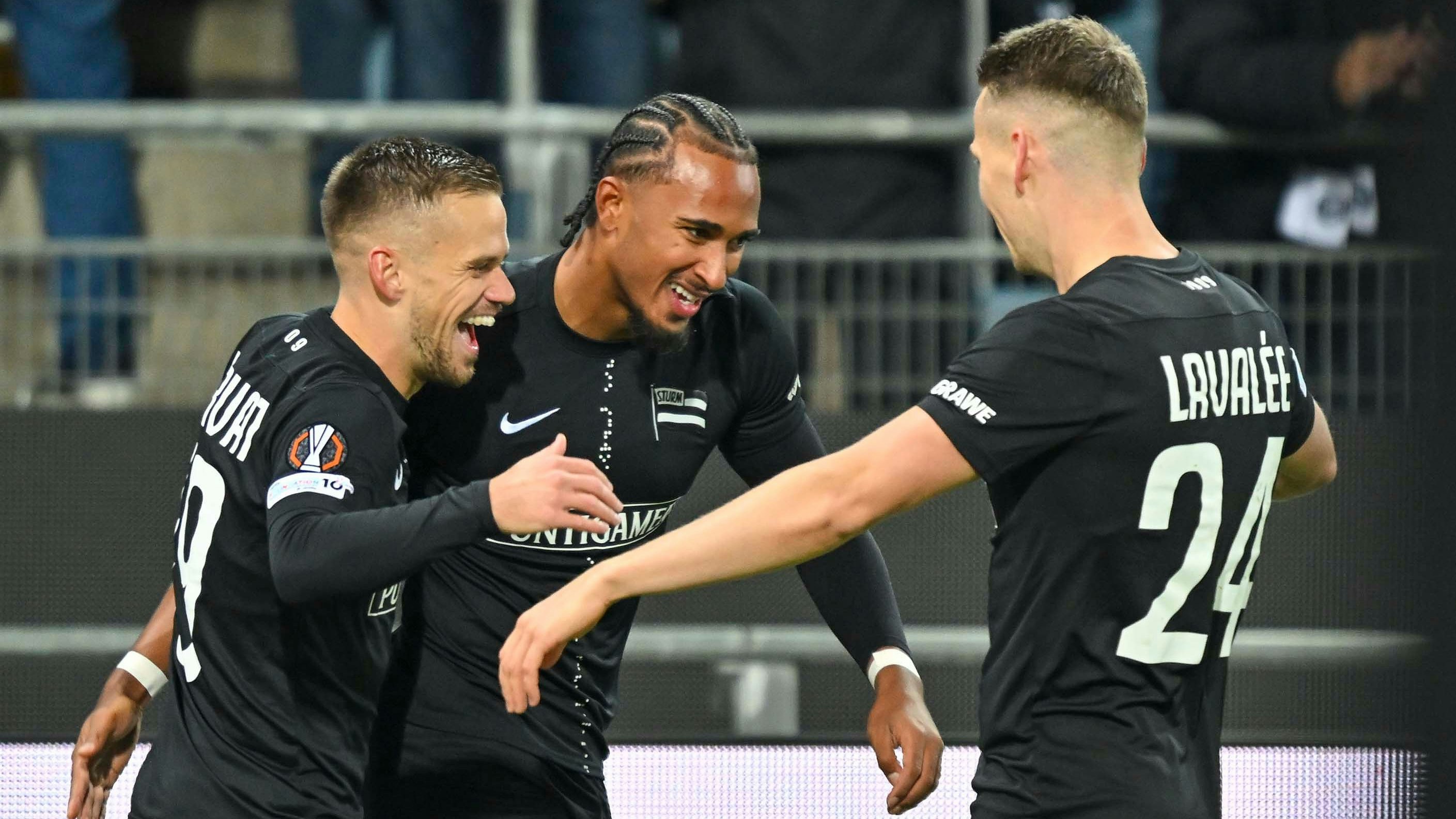 Heute.at - 2:1-Sieg! Sturm ringt die Glasgow Rangers nieder