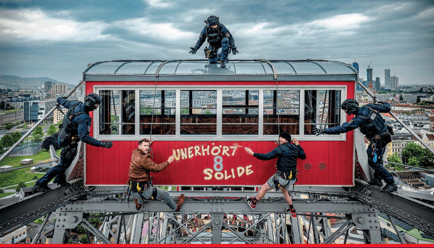 Heute.at - Stars auf Streife – Polizei präsentiert neuen Kalender