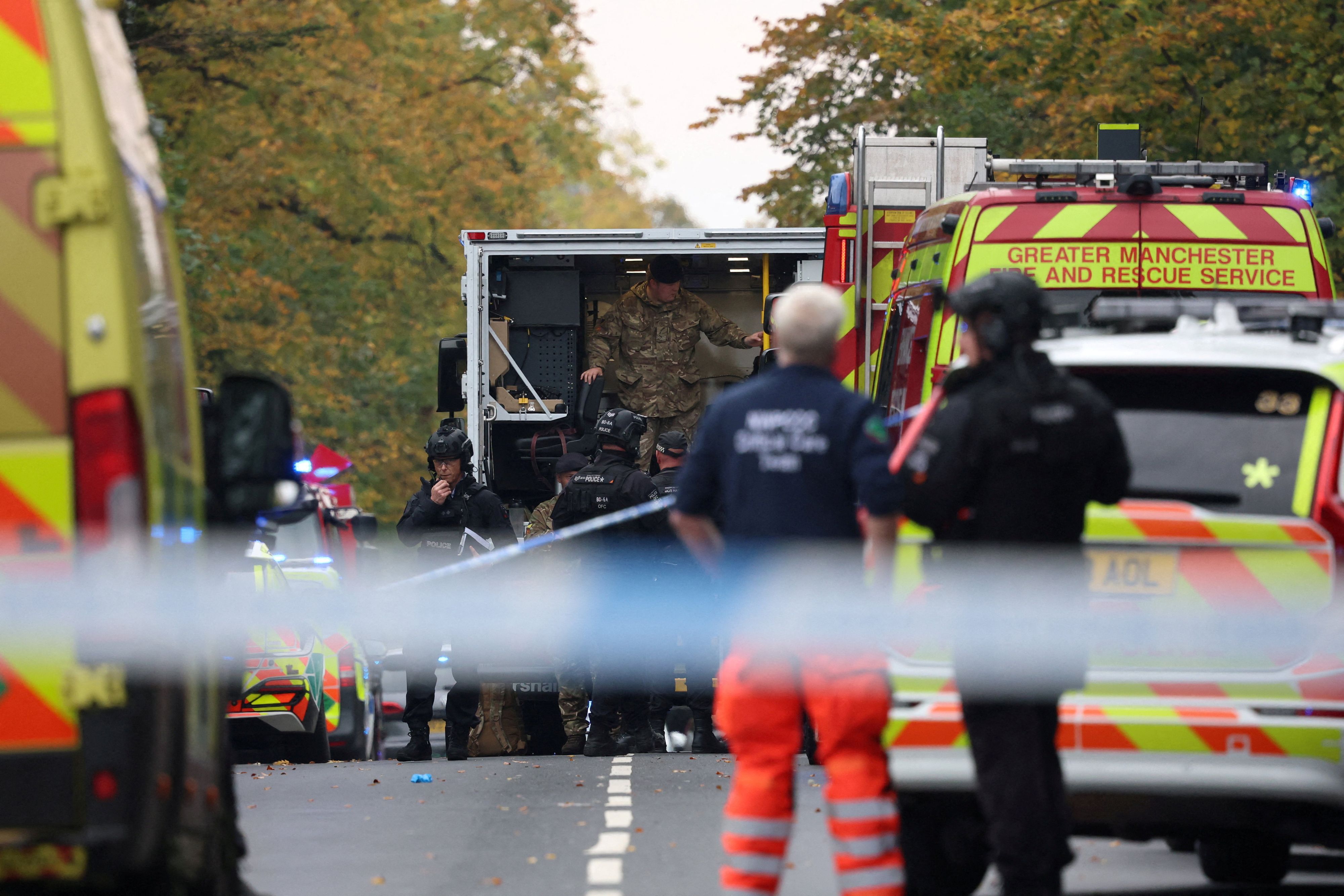 Am 02. Oktober 2025 kam es vor einer Synagoge in Manchester zu einem Messerangriff. Zwei Menschen kamen dabei ums Leben.