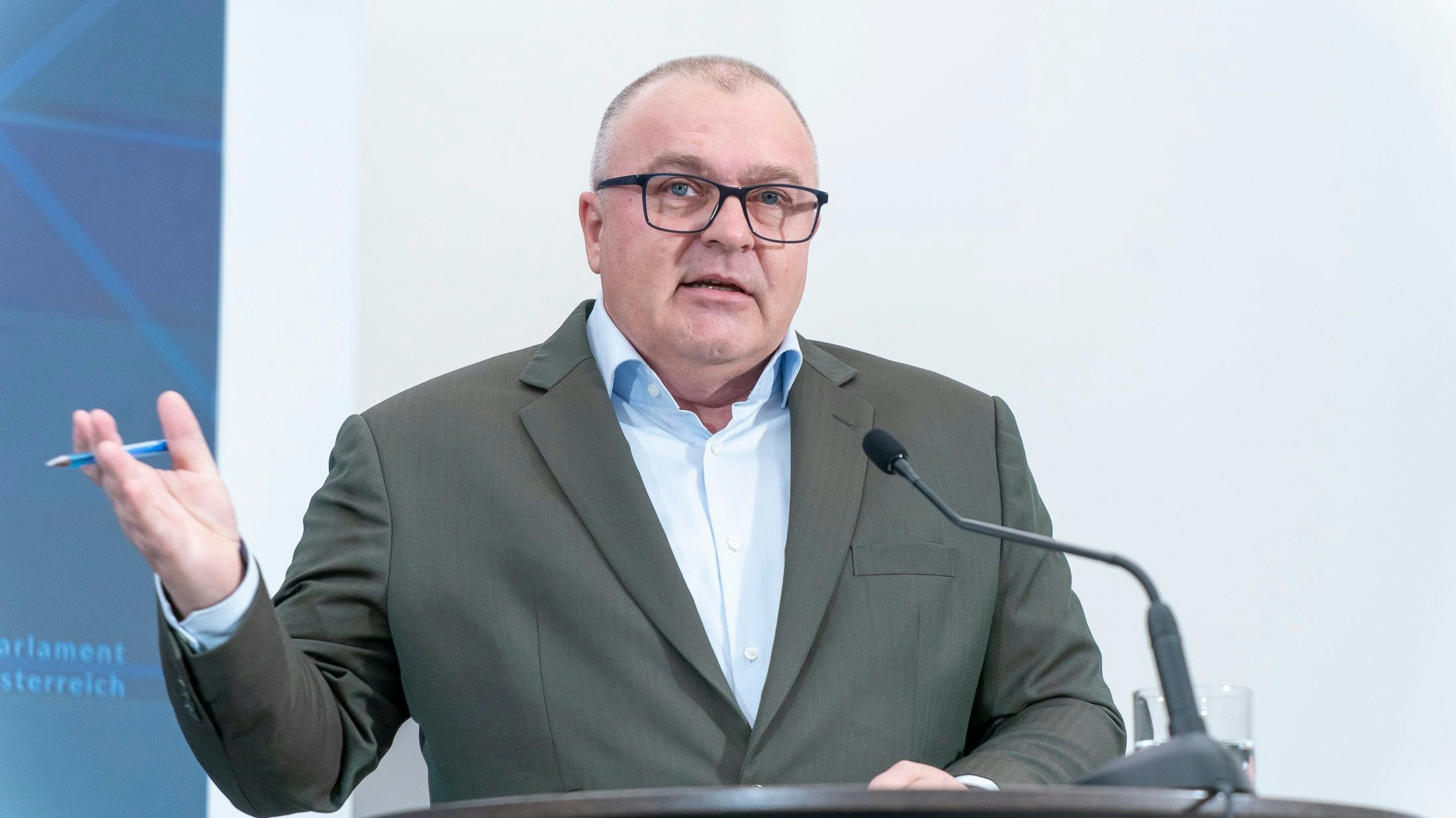 FPÖ-Budgetsprecher Arnold Schiefer fordert Reformen "in allen Bereichen".