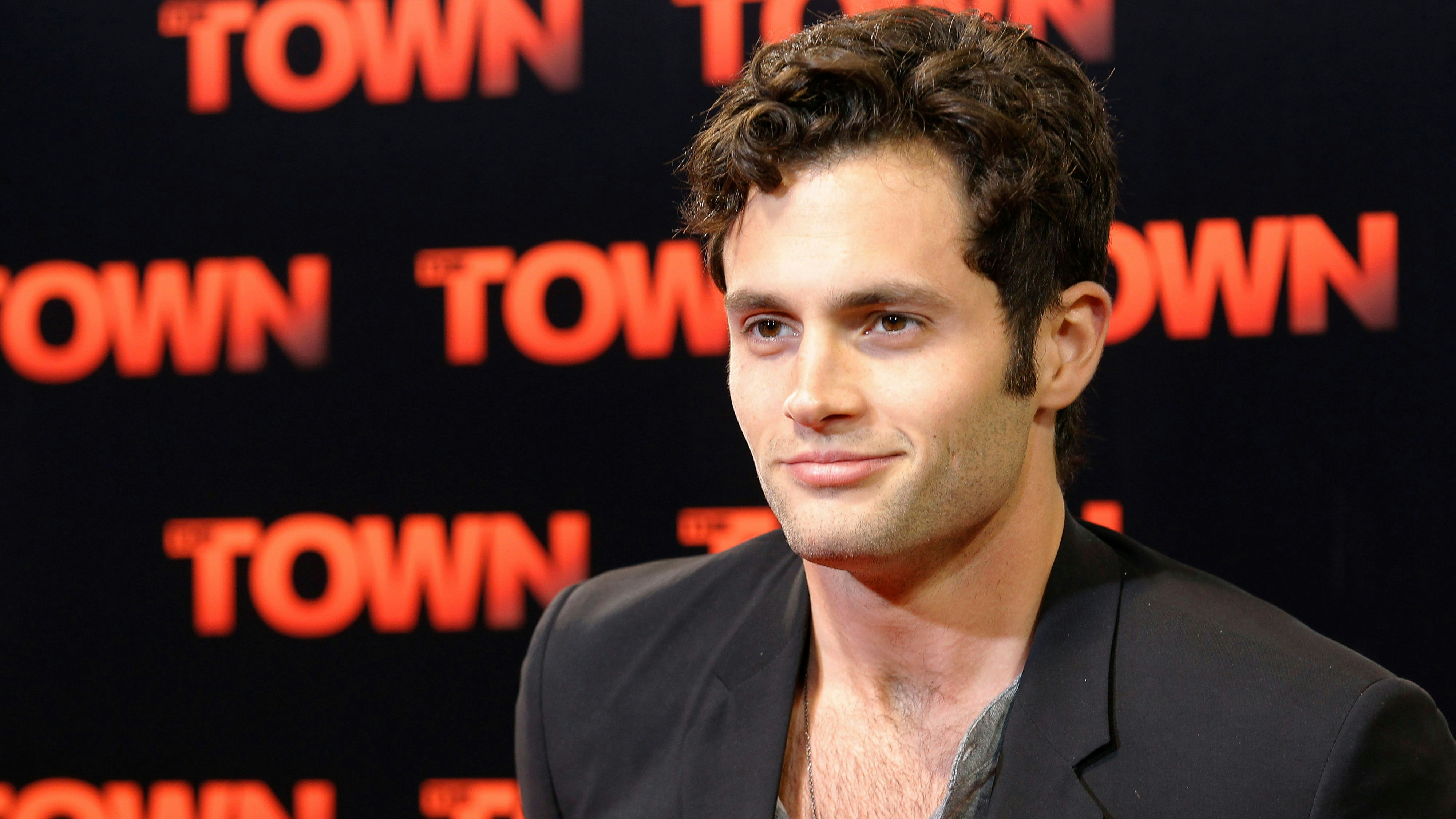 Heute.at - You-Star Penn Badgley musste Sexszenen allein drehen
