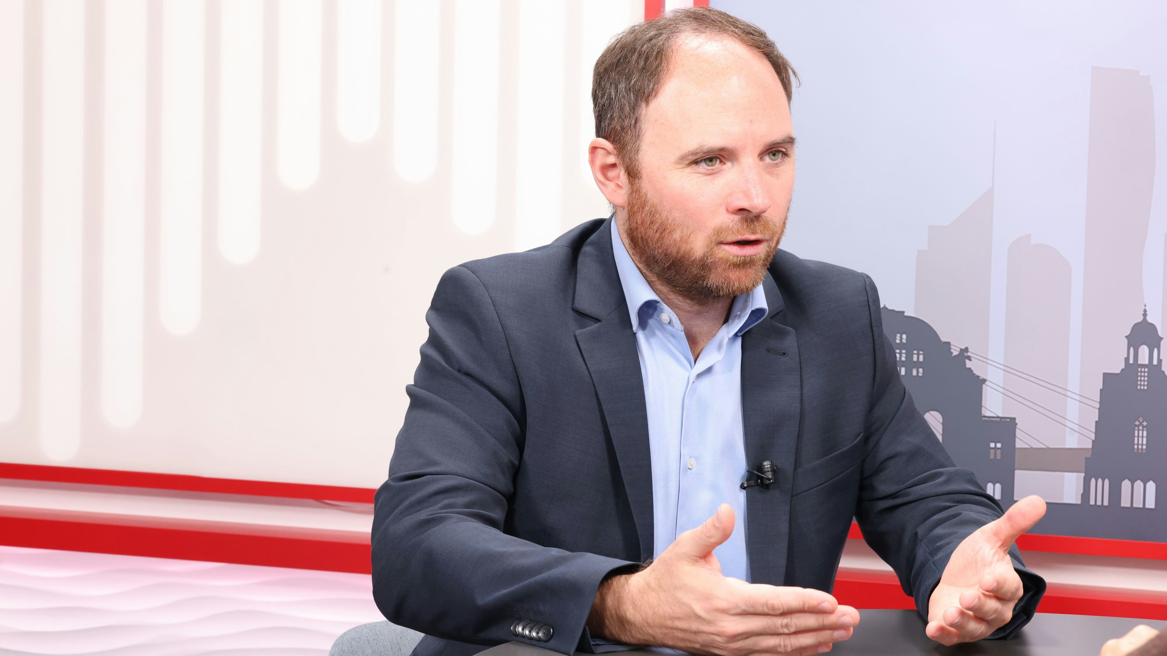 Der rote Parteimanager Klaus Seltenheim will die Handelsriesen in die Pflicht nehmen.