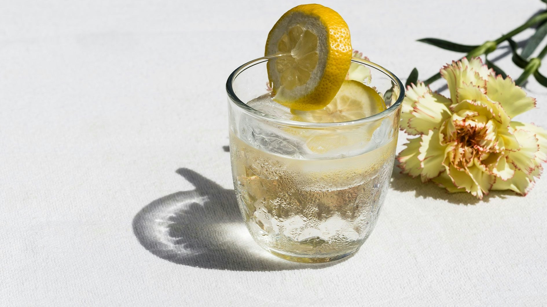 Heute.at - Nelkenwasser ist der Wohlfühldrink für den Herbst