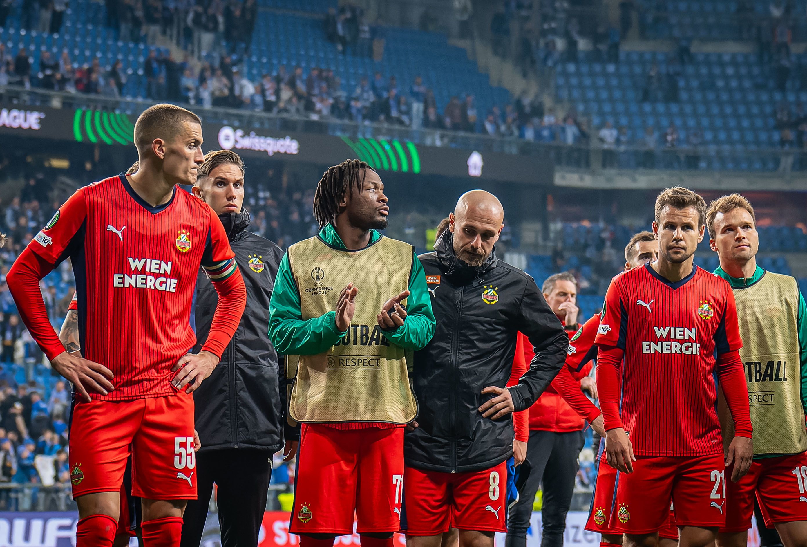 Rapid kassierte in der Conference League eine herbe Pleite. 