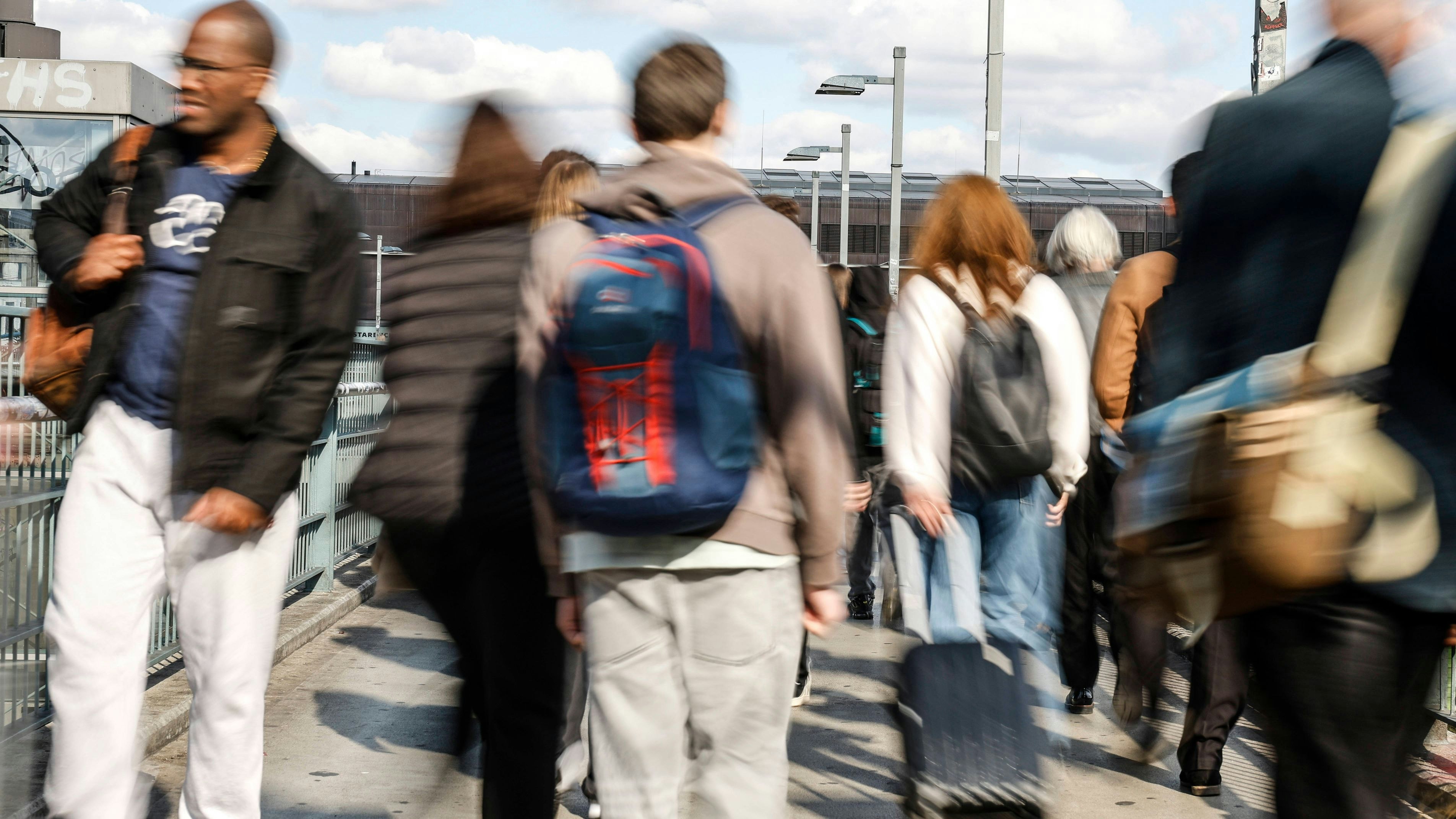 Heute.at - Endzeitstimmung – so reagieren Bürger auf Dauerkrisen