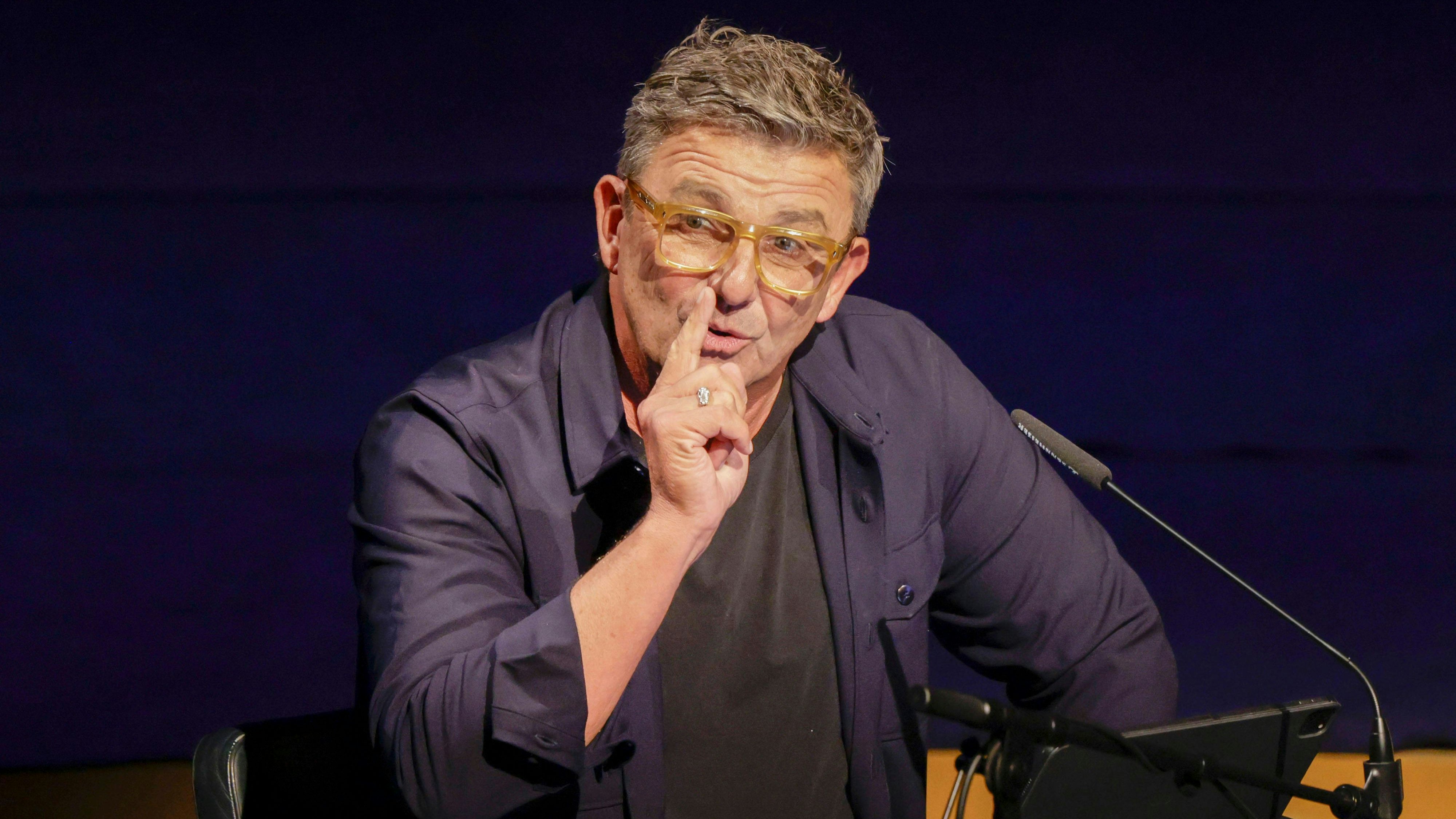 Heute.at - Wie wär's mit Lesen? TikTok-Trend nervt Schauspieler