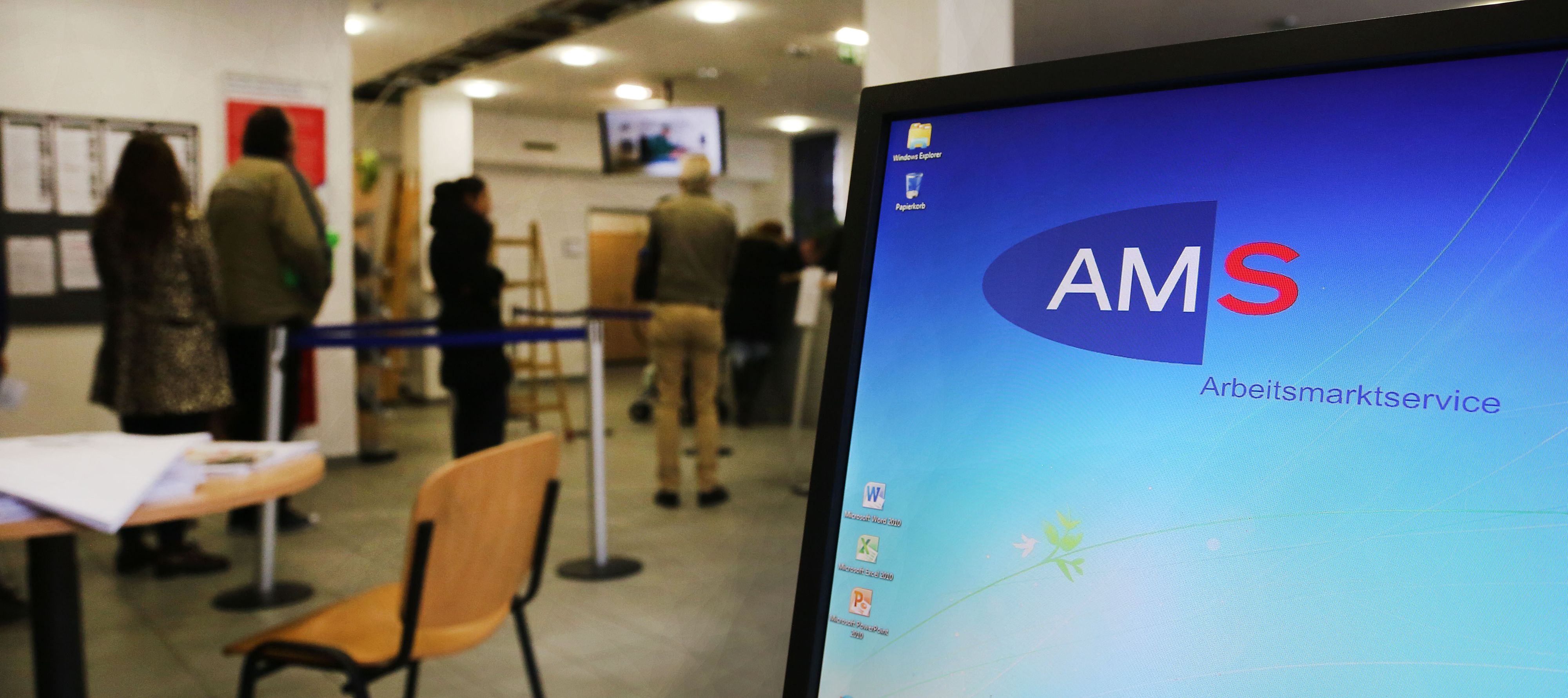 Neue Regeln bei AMS Leistungen: AK Oberösterreich mahnt Unterstützung der Arbeitssuchenden bei digitalen Tools ein