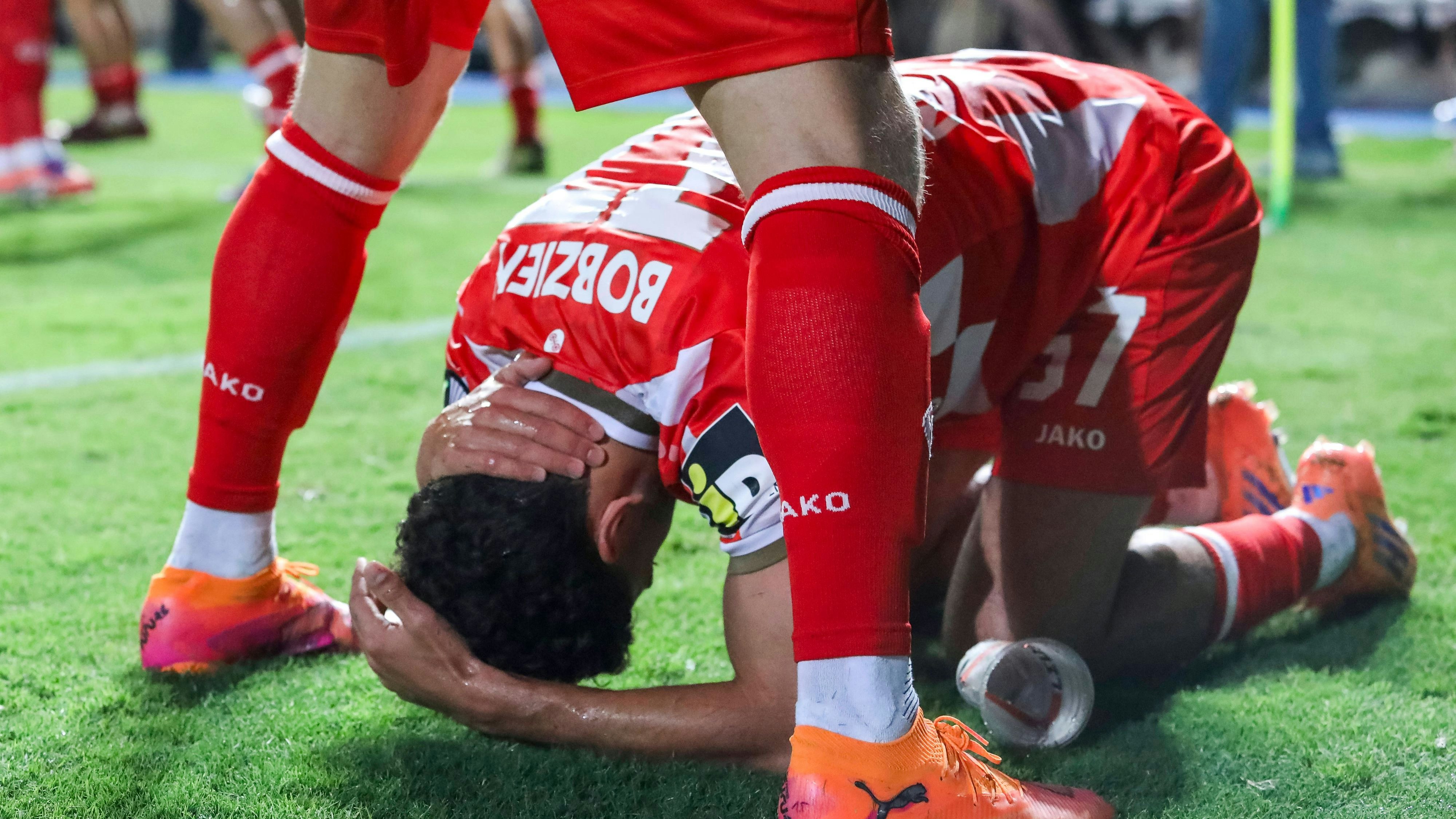 Heute.at - Becherwurf-Eklat bei Europacup-Partie von ÖFB-Stars