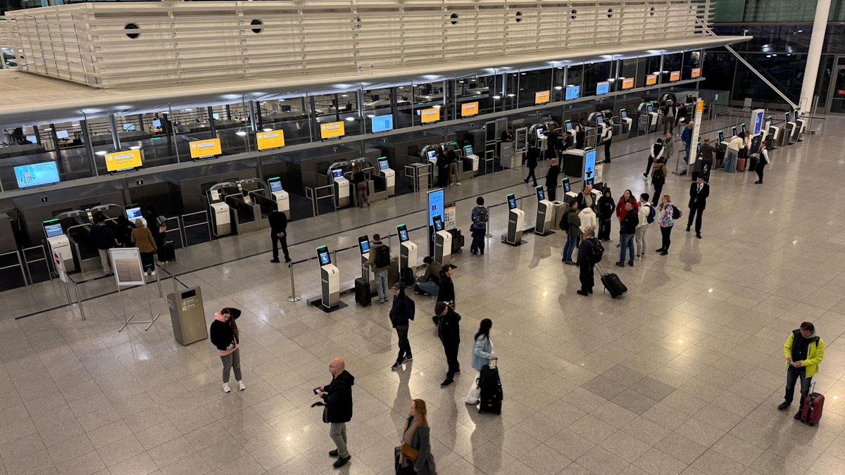 flug barcelona münchen heute ankunft