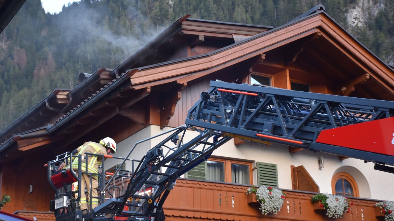 Heute.at - Bewohner können nicht mehr in Wohnung zurück