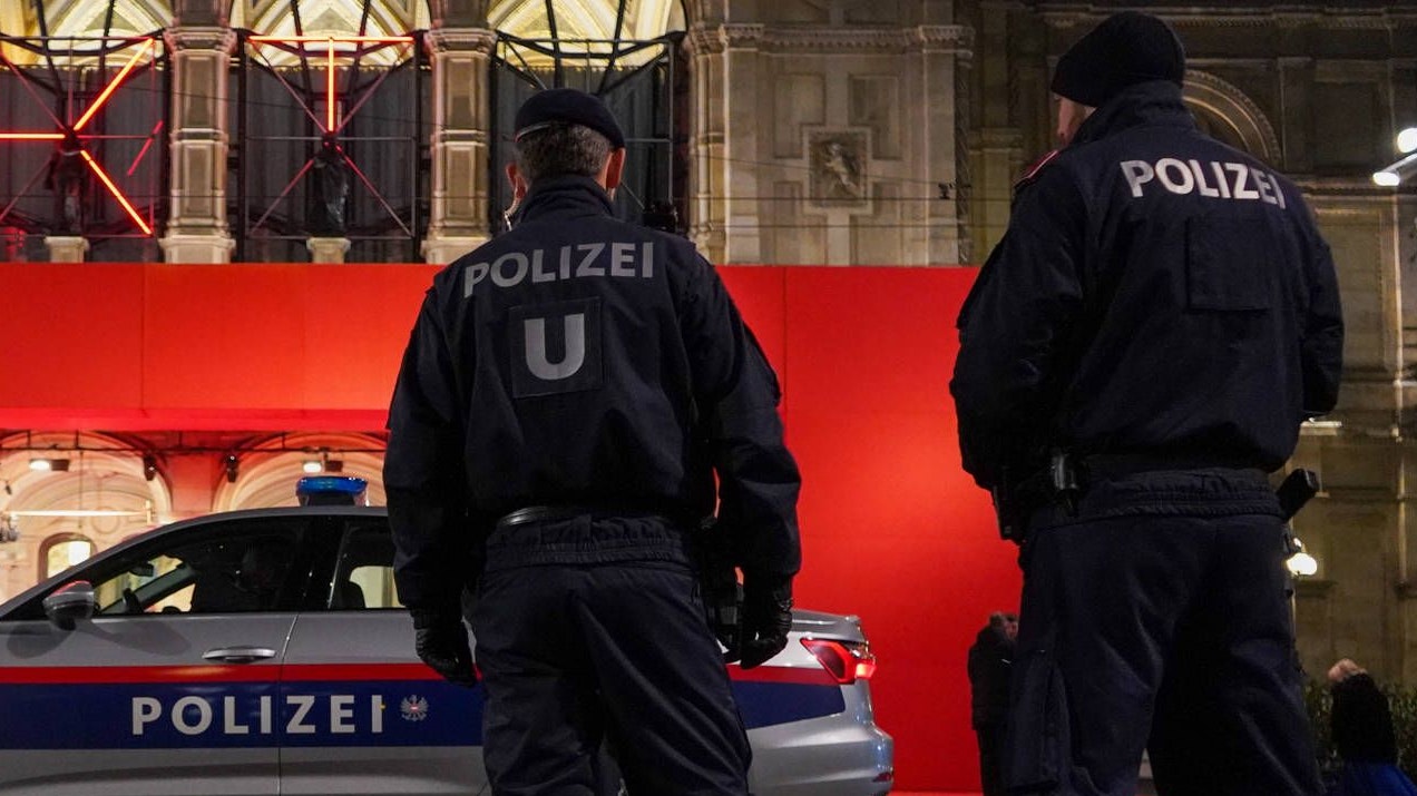 Heute.at - Illegale Prostitution – Polizei schließt 39 Wohnungen
