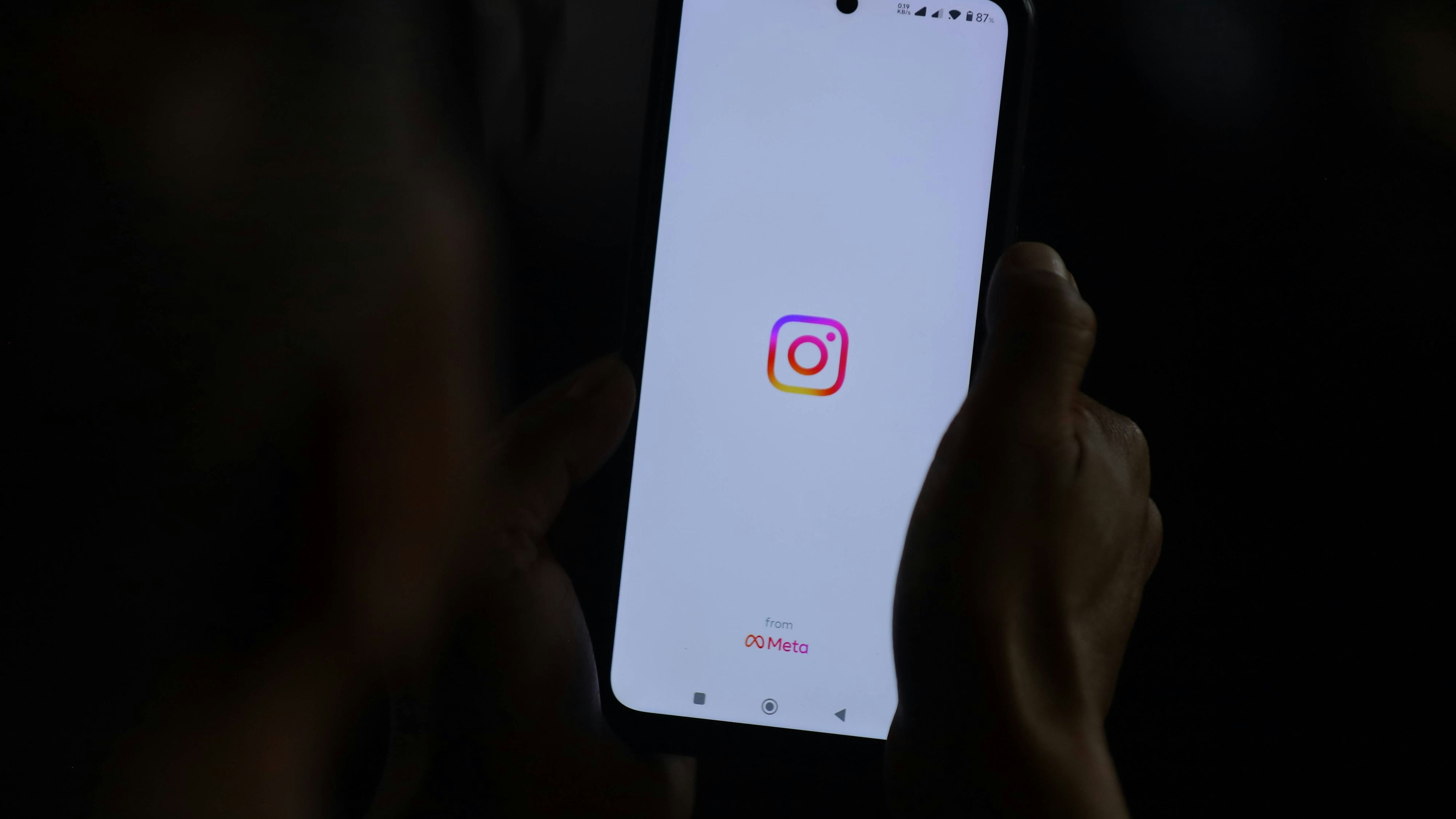 Heute.at - Hört uns Instagram ab? Jetzt bezieht der Chef Stellung