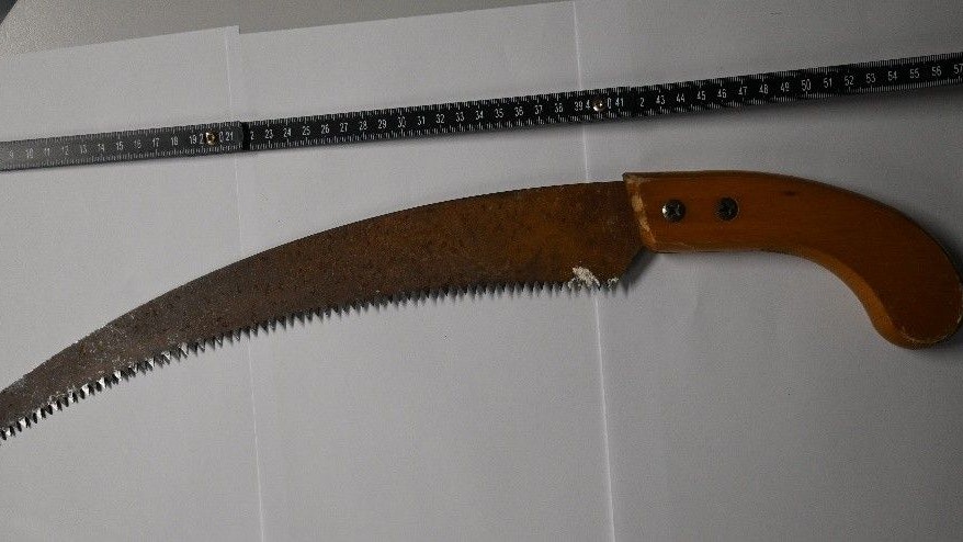 Heute.at - Entrümpler mit Säge und Schürhacken bedroht – Festnahme