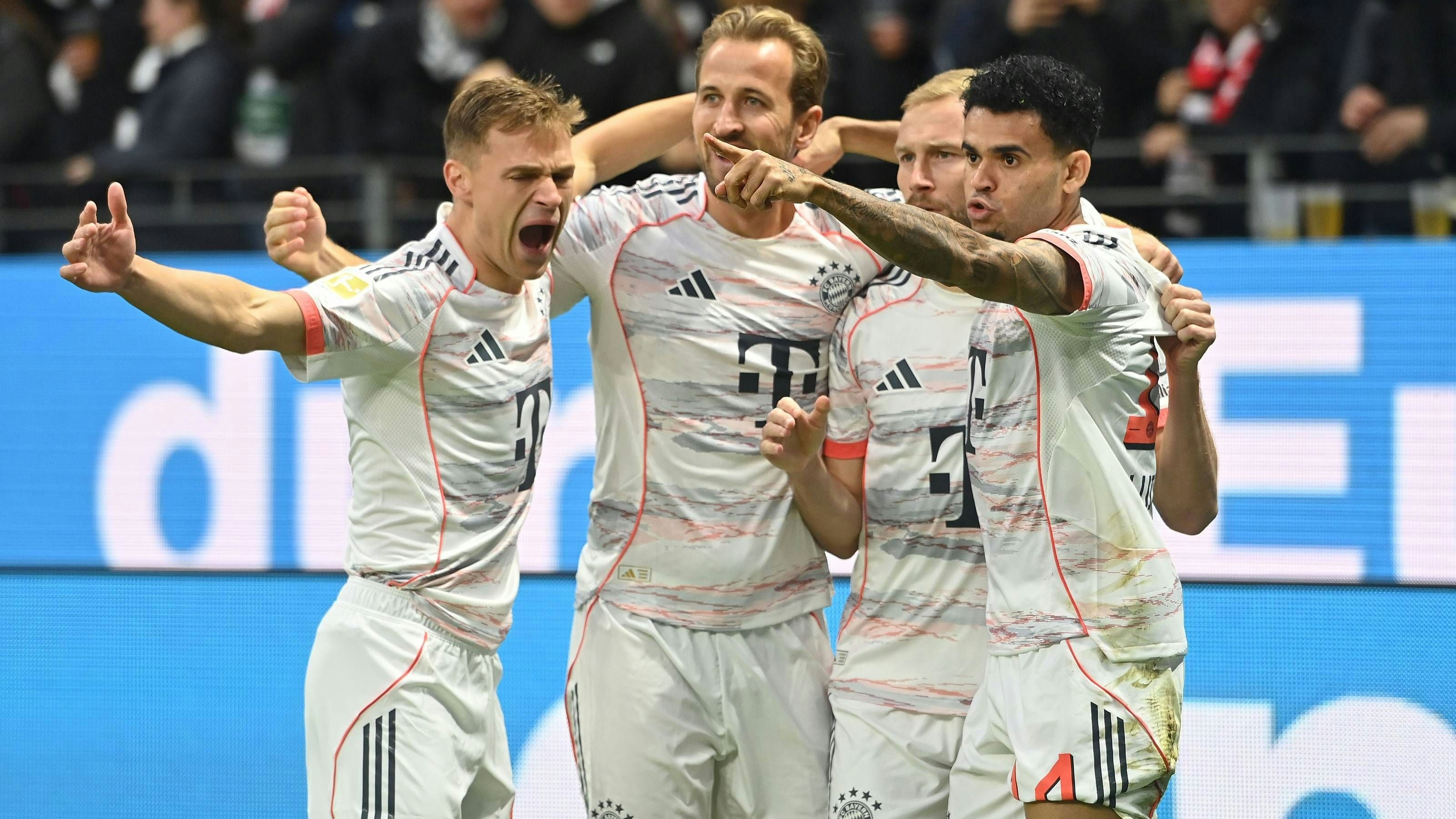 Heute.at - Gnadenlose Bayern lassen Frankfurt keine Chance