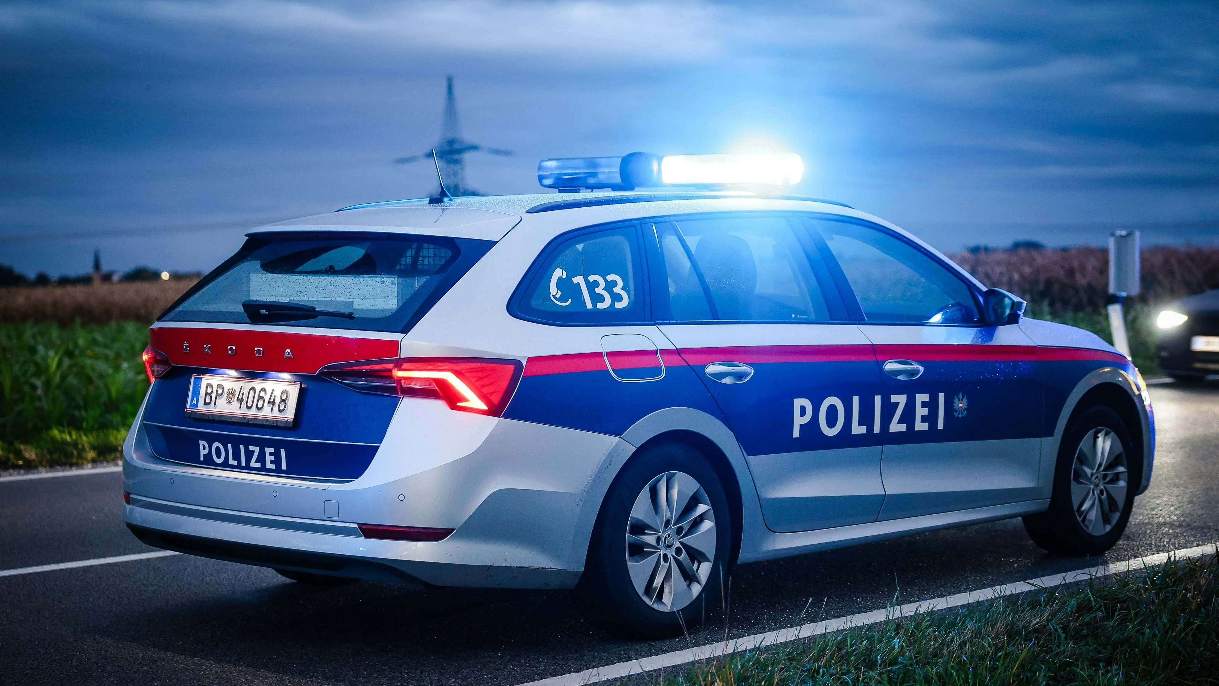 Heute.at - Tourbus gestoppt – Polizei nimmt US-Band in die Mangel