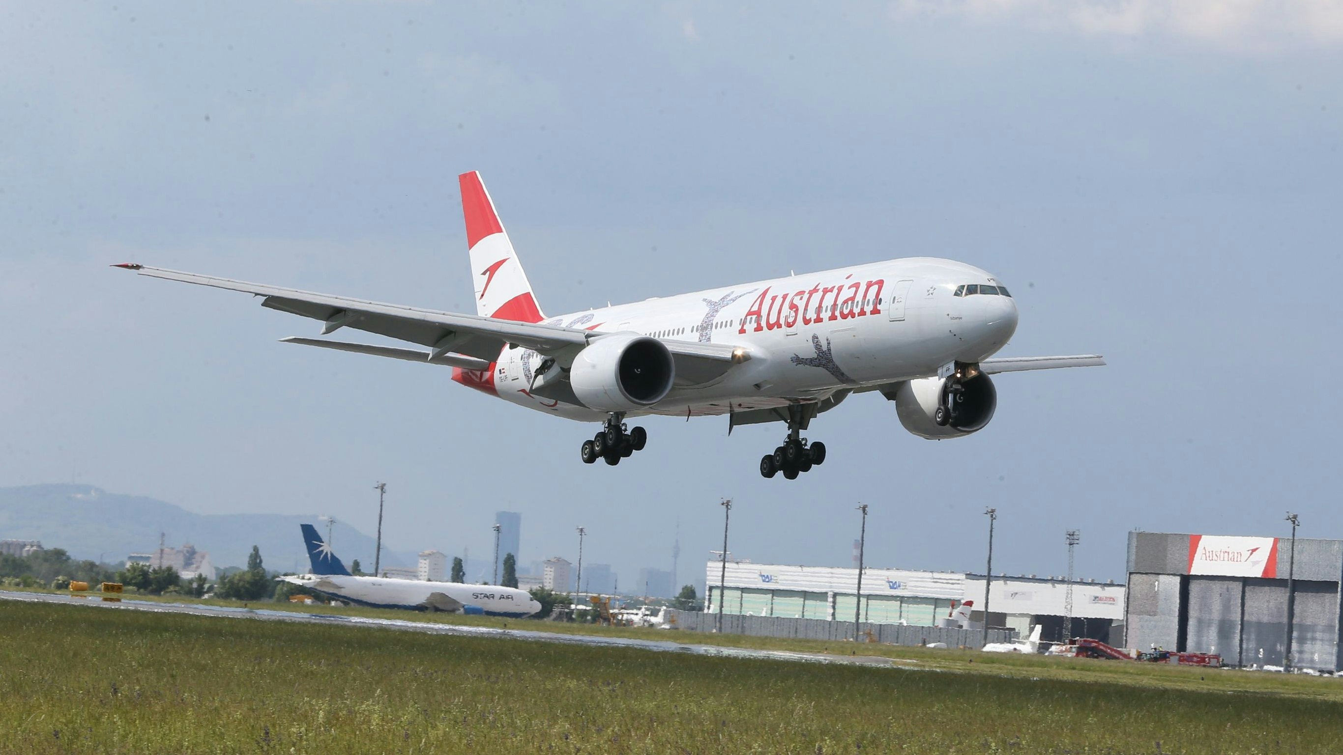 Heute.at - Mitarbeiter gekündigt: Betrug mit AUA-Tickets flog auf