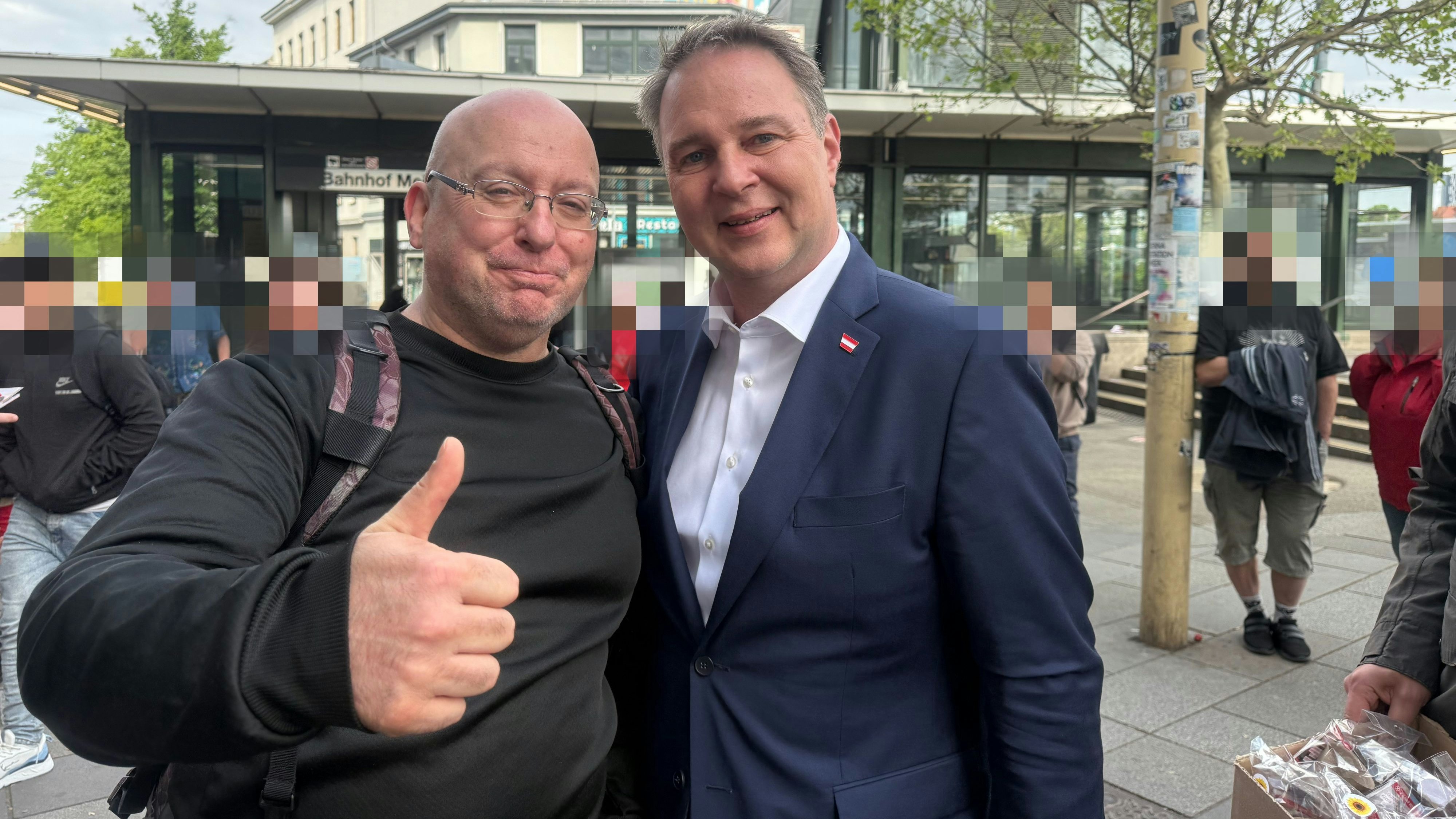 Waltraud mit Vizekanzler und SPÖ-Chef Andreas Babler.