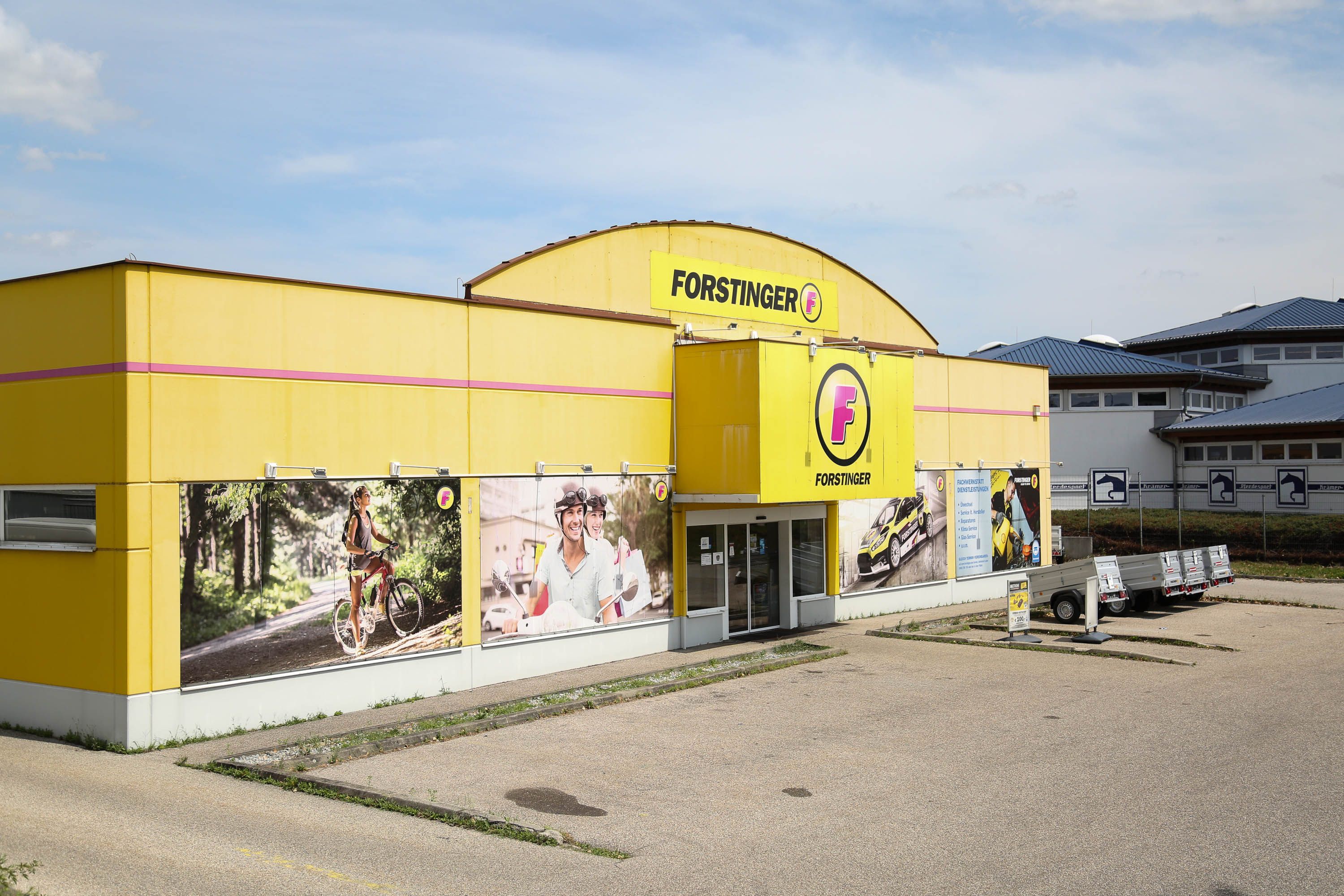 Forstinger Filiale in Oberösterreich. Zuletzt musste der Kfz-Zubehörhändler 2023 Insolvenz anmelden.