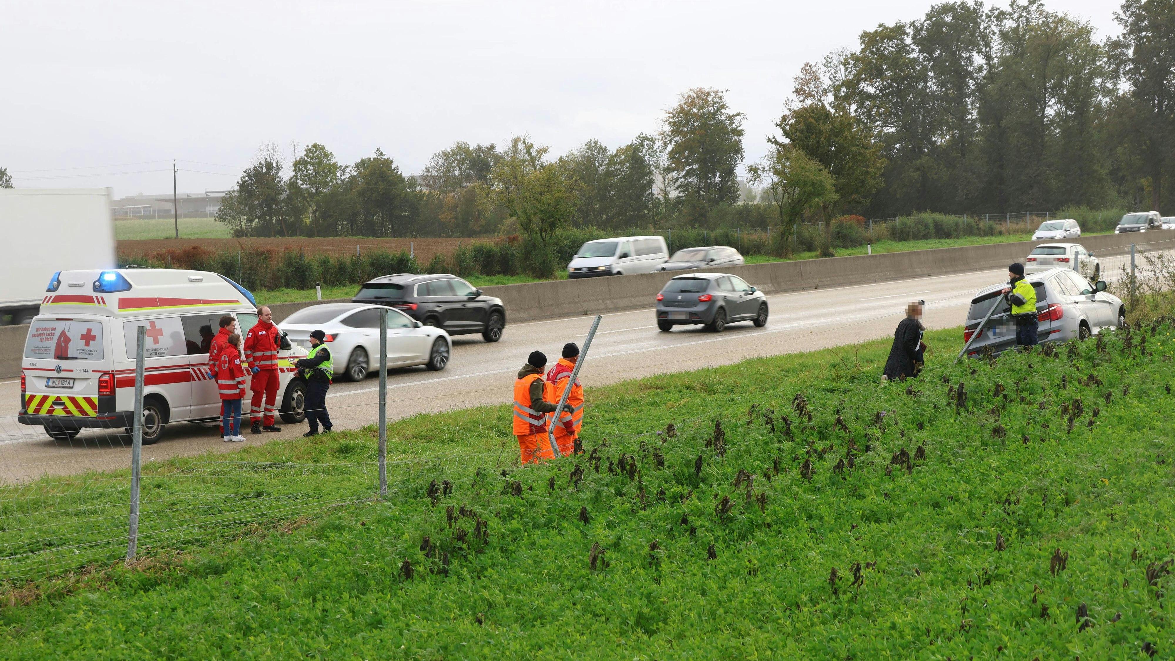 Heute.at - Medizinischer Notfall! Totalsperre auf der Westautobahn