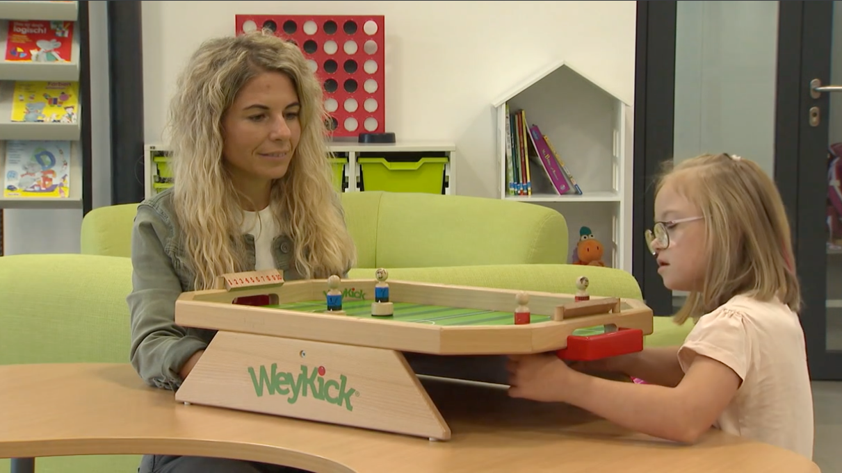 Heute.at - Mädchen hat Down-Syndrom – Assistenz kostet 9.000 Euro