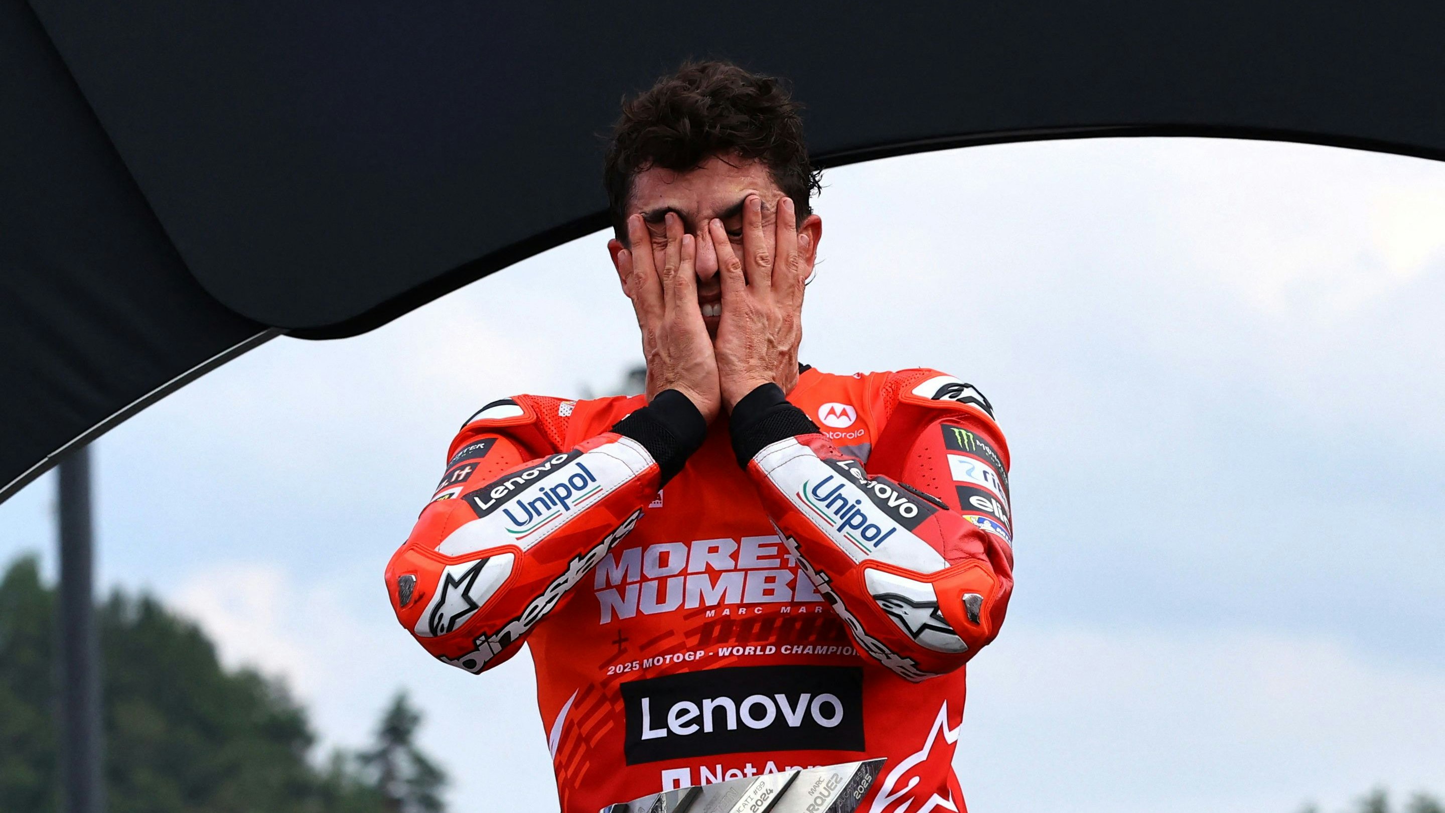 Heute.at - Bittere Diagnose! Weltmeister Marquez schwer verletzt