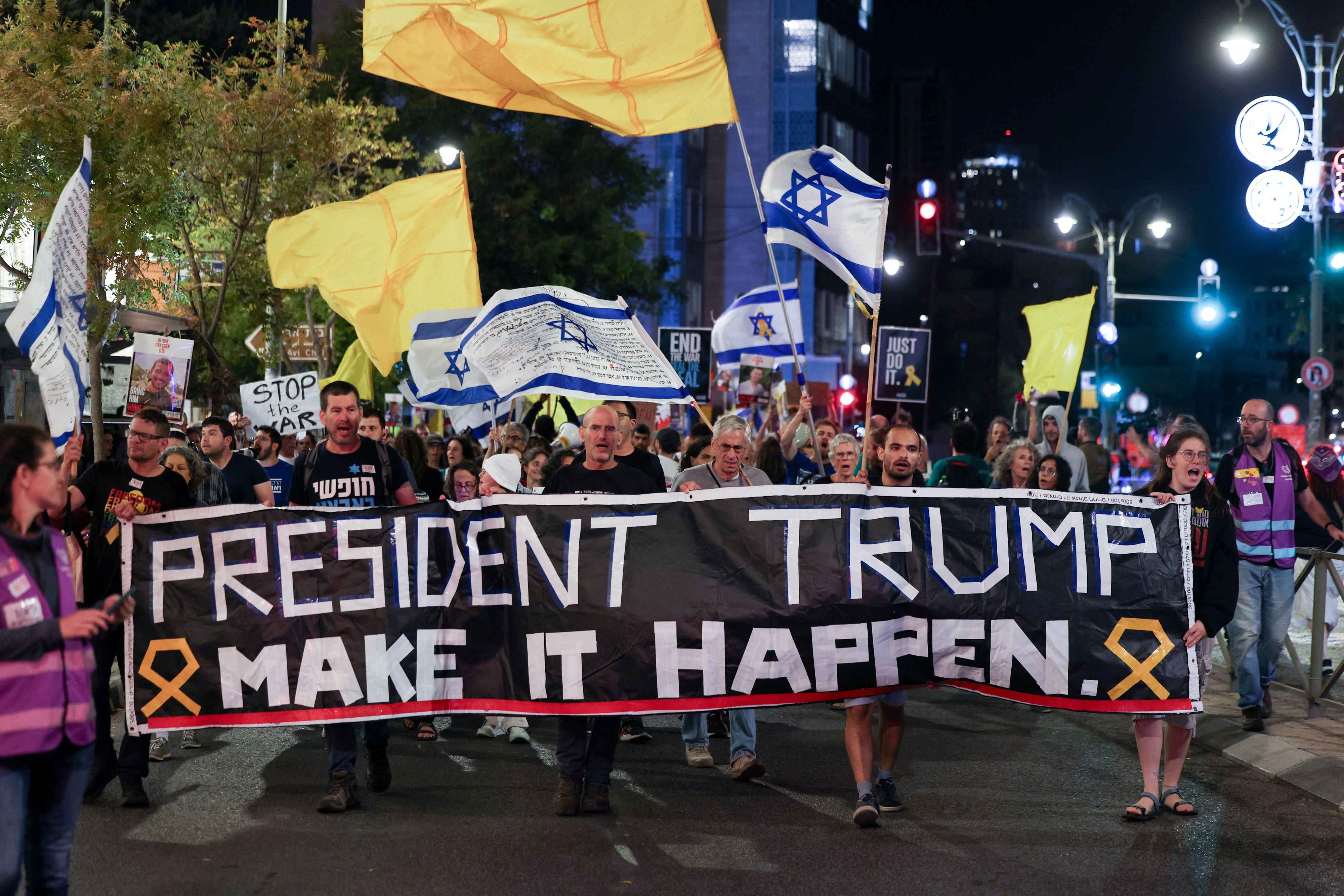 Viele Israelis setzen große Hoffnungen in Trumps Friedensplan – so wie hier bei einer Demo in Jerusalem am Samstag den 4. Oktober