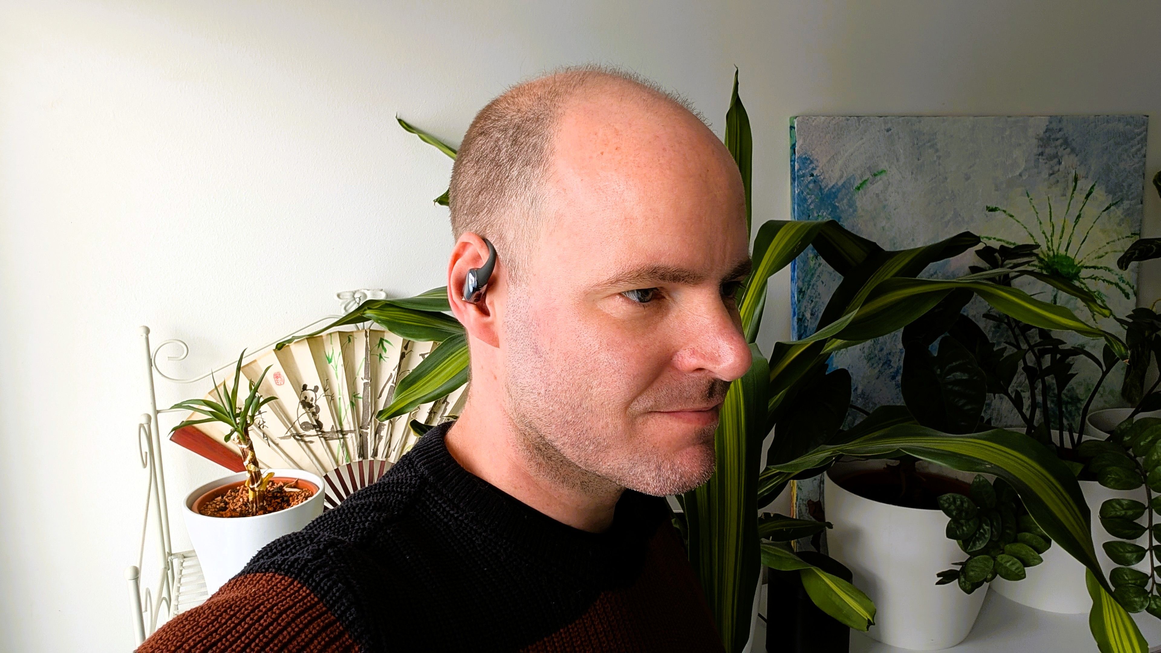 Selbst nach Stunden am Ohr entsteht kein Druck oder Ziehen. Xiaomi hat die Materialien so gewählt, dass sie hautfreundlich wirken und auch bei Schweißkontakt nicht unangenehm werden.