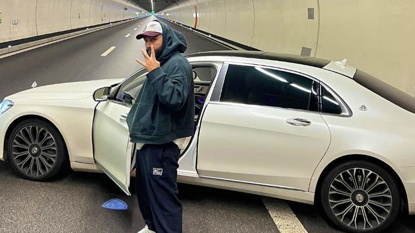 Der Deutschrapper Samra sorgte vor knapp zwei Jahren für Aufsehen, als er dieses Bild postete.