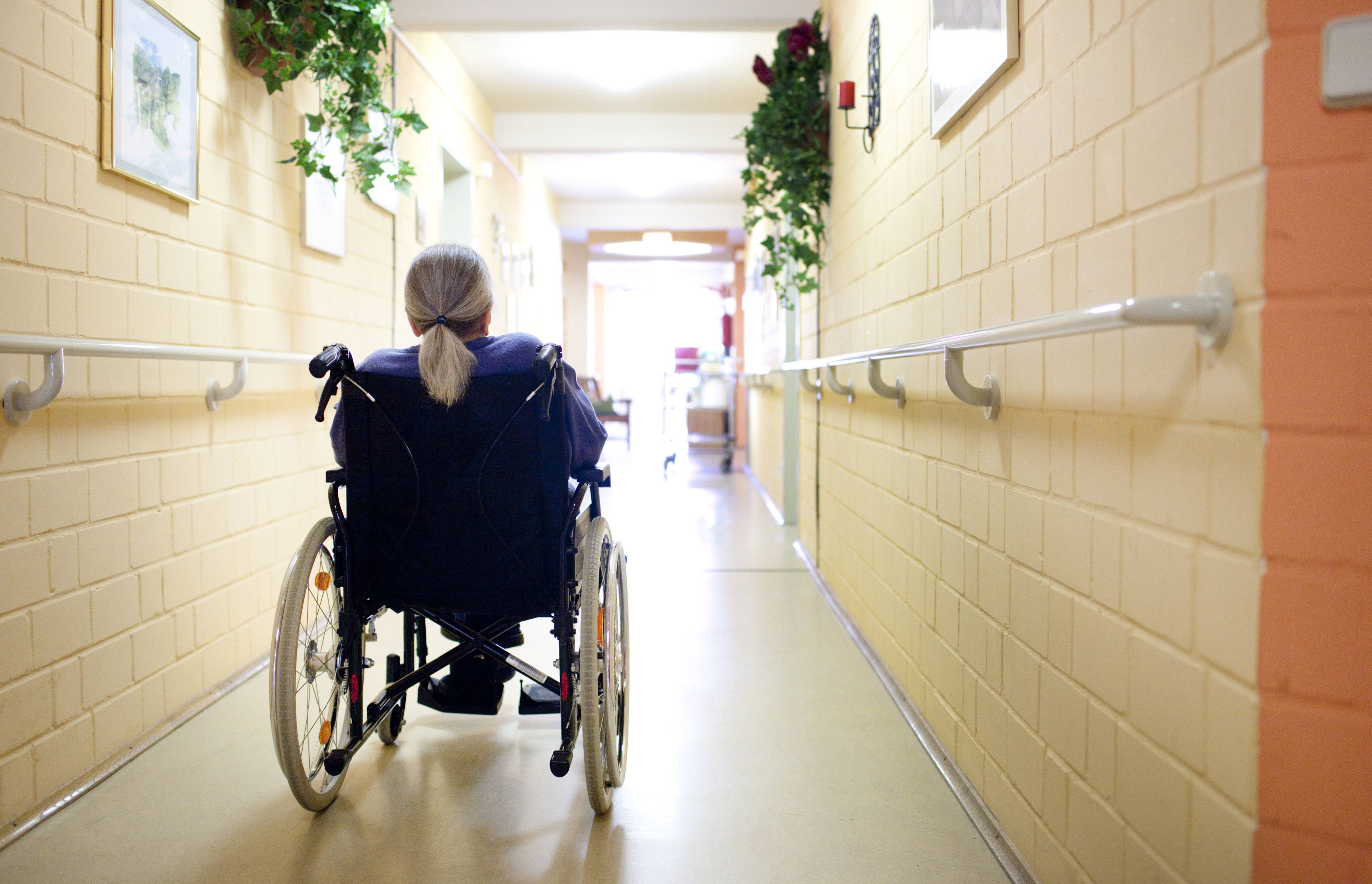 Durch ihren Umzug in ein Pflegeheim verlor die 84-Jährige ihre Befreiung von der Rezeptgebühr. Symbolbild.