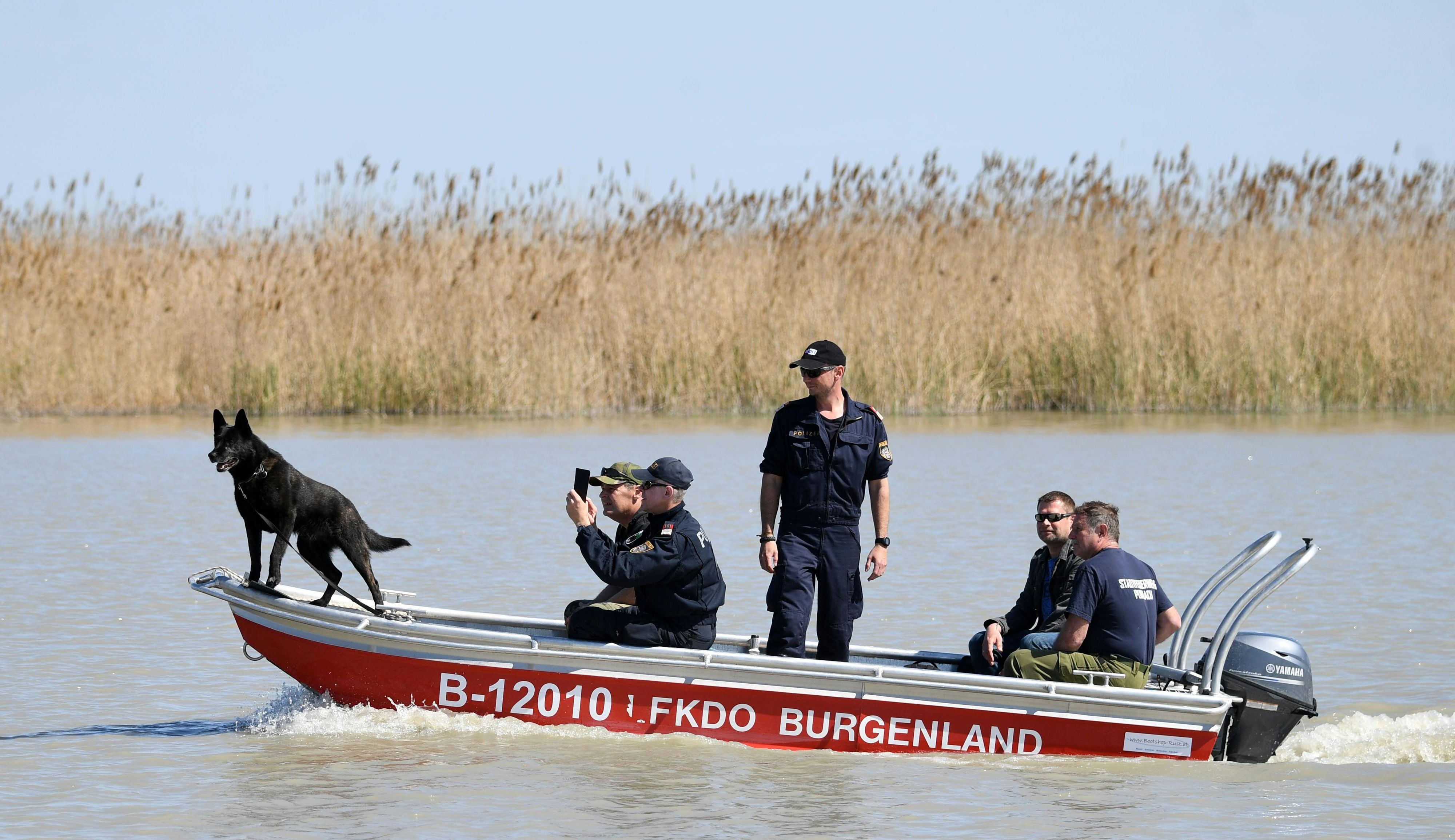 Sofort rückte die Polizei per Boot aus (Sujetfoto).