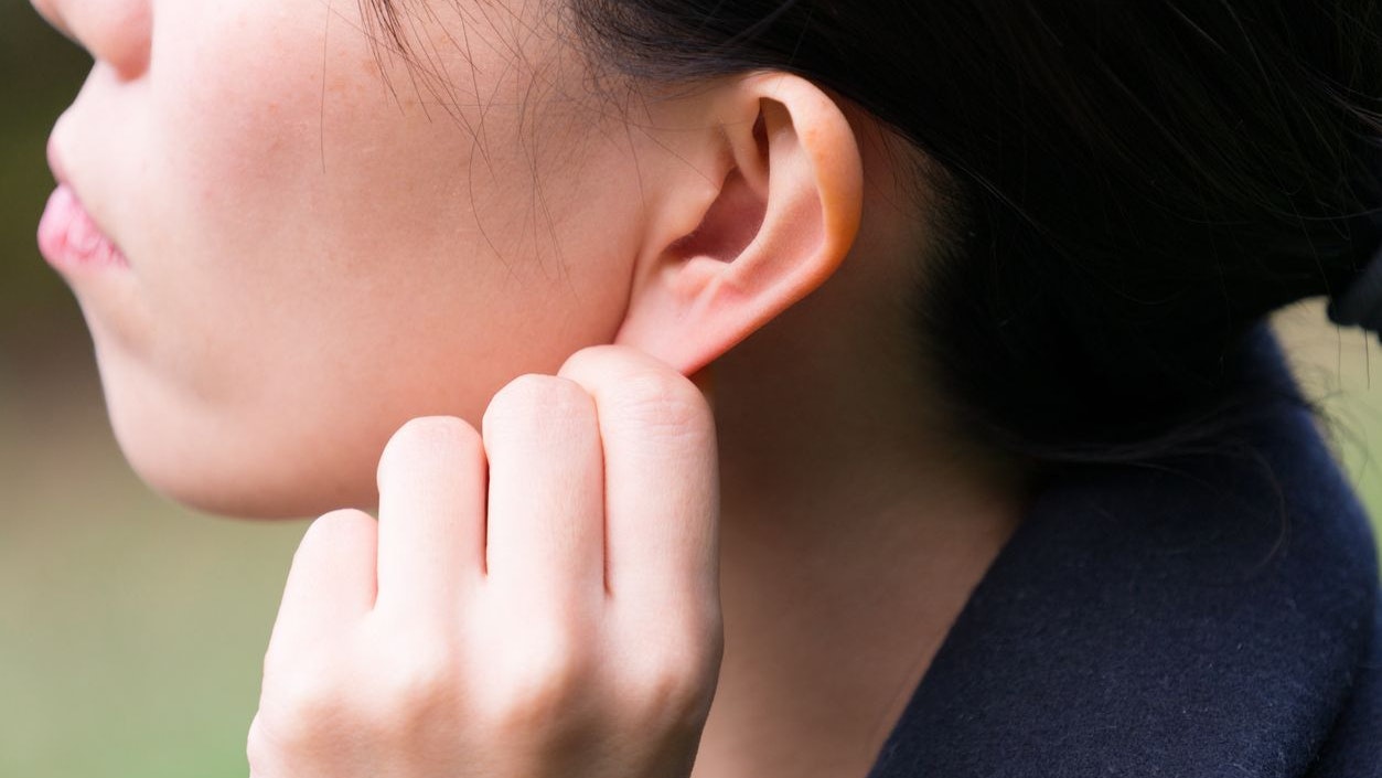 Heute.at - Zieh dir an den Ohren – und das passiert sofort