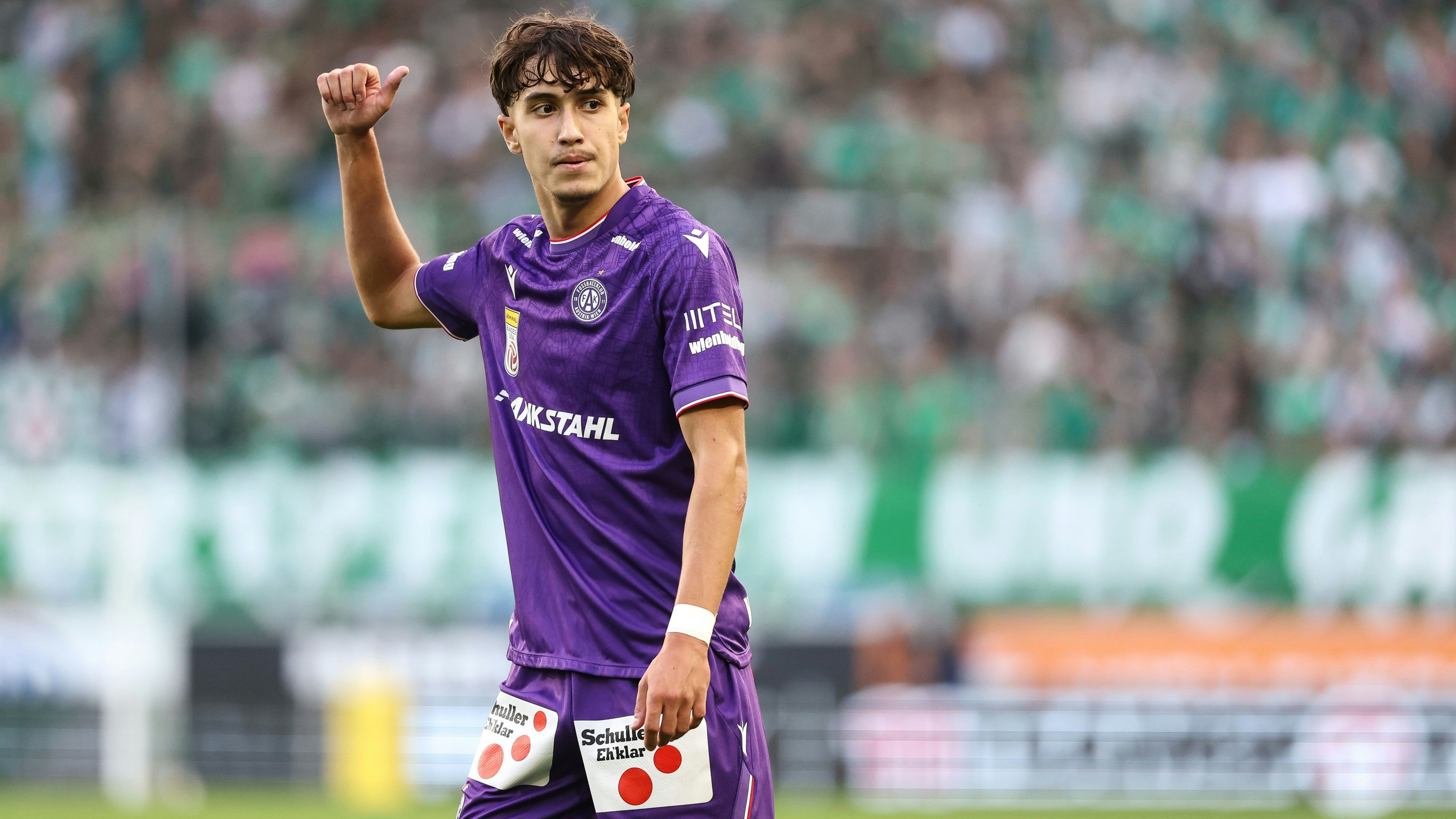 Heute.at - Red Bull angelt nach Austria-Jungstar