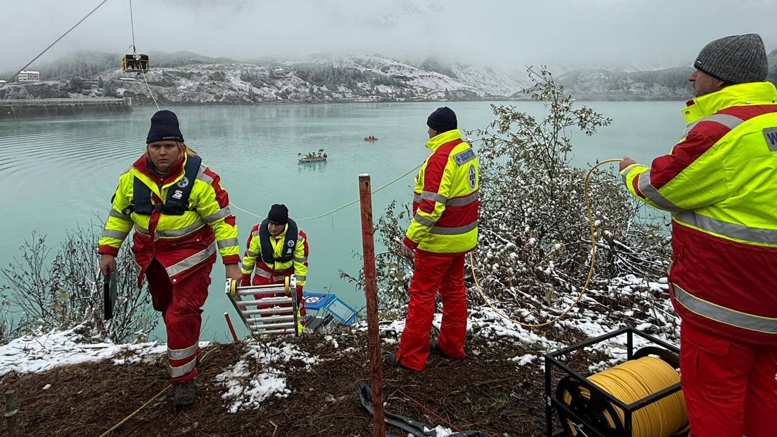 Heute.at - Man sieht nicht einmal bis zum Ende der Greifarme