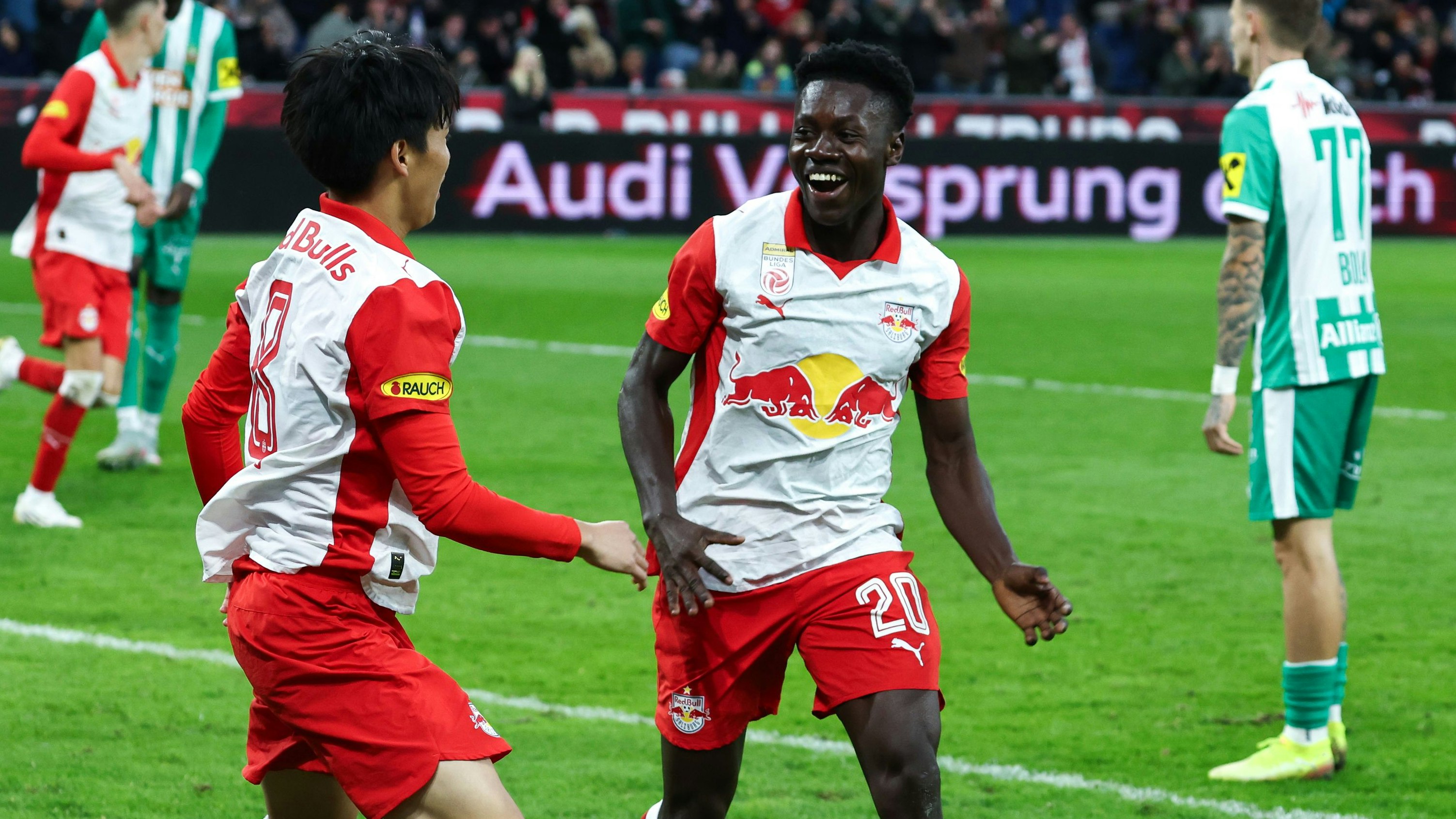 Heute.at - Salzburg-Jungstar ist bei Topklubs gefragt