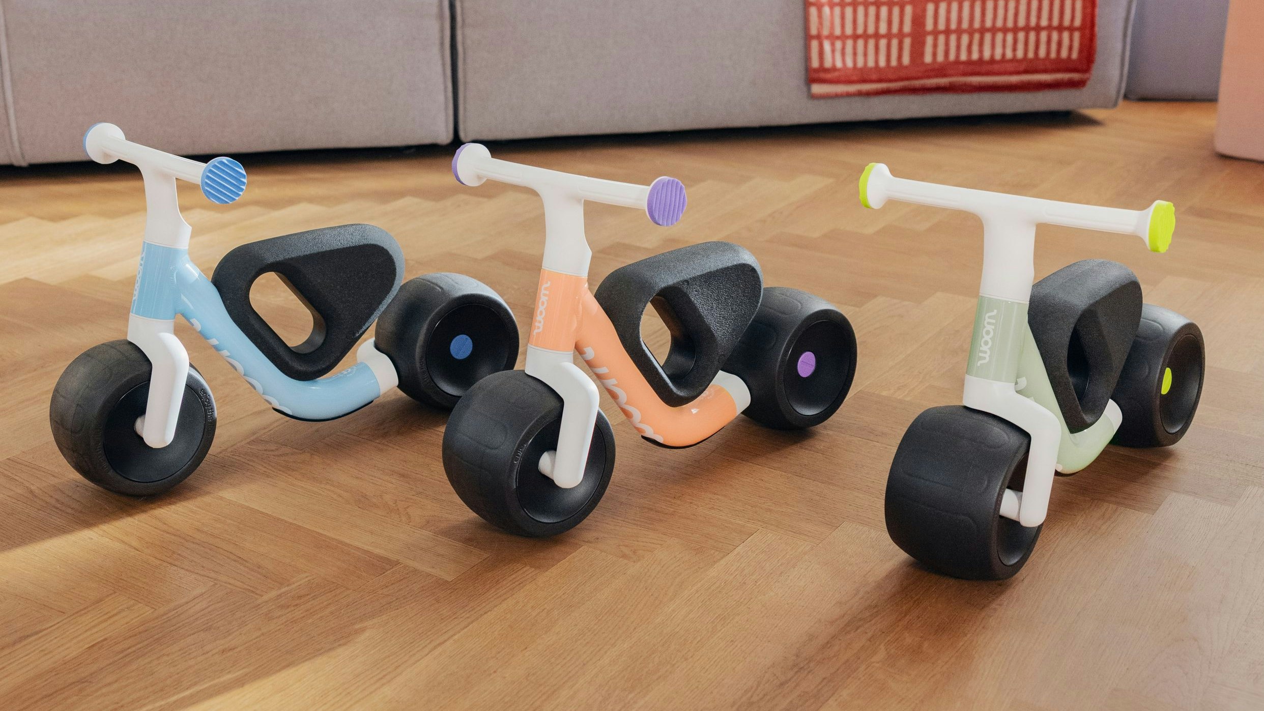 Das woom WOW ist in drei Farben zu haben. Zudem gibt es auswechselbare Farbkappen-Sets.