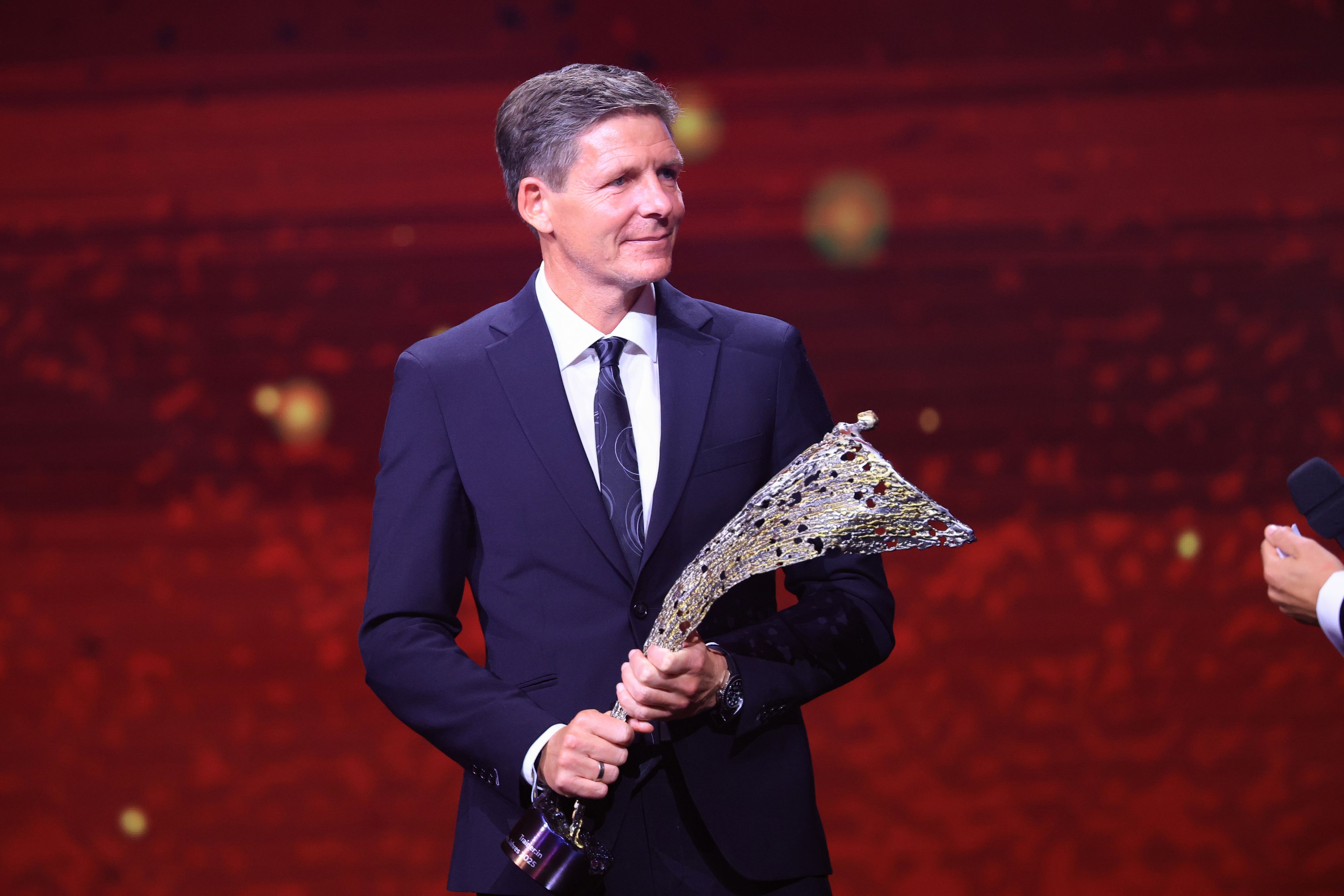 Oliver Glasner wurde als Trainer des Jahres ausgezeichnet.