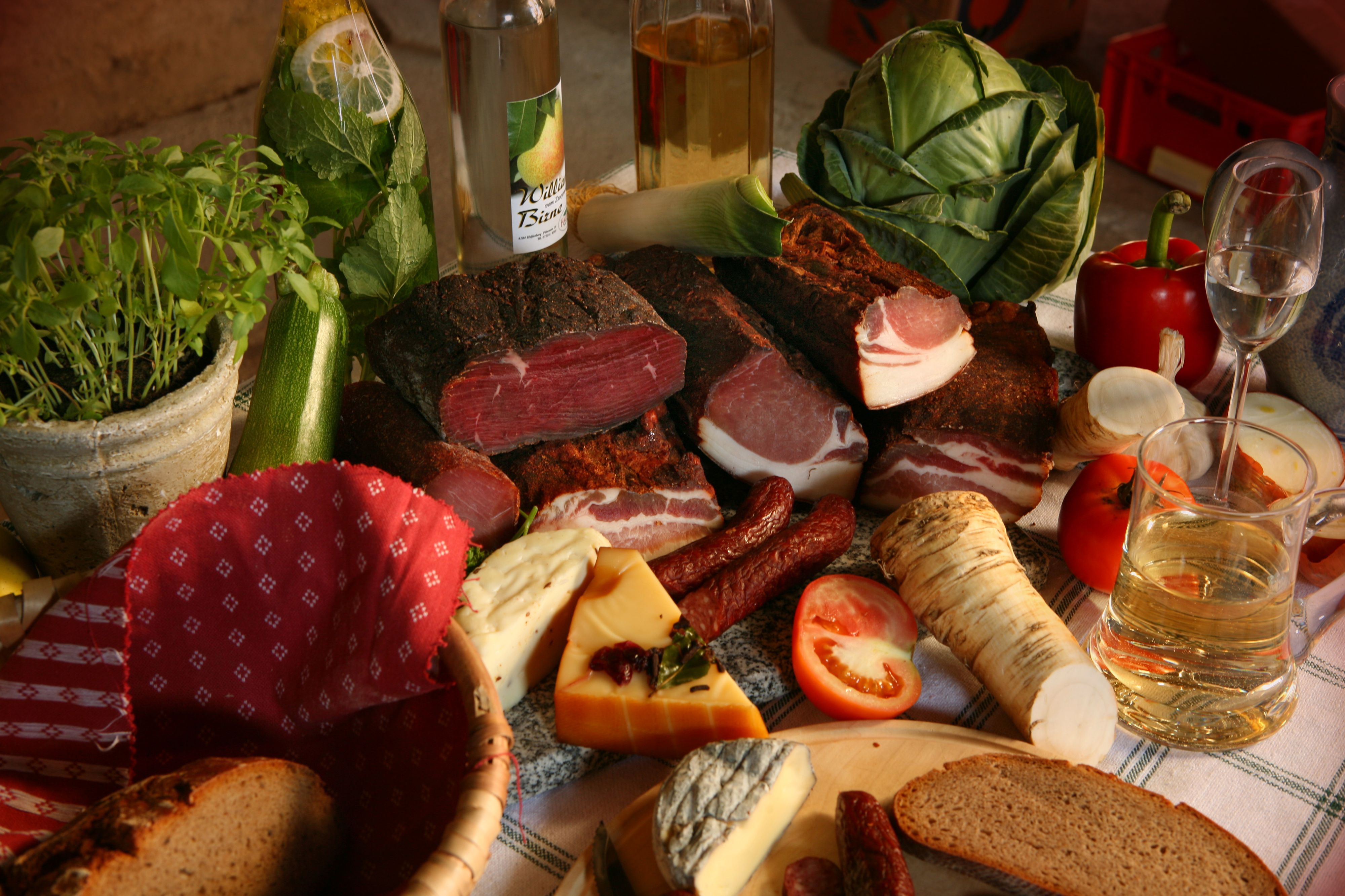 Heute.at - Speckwerkstatt Haudum: Eine gschmackige Sache