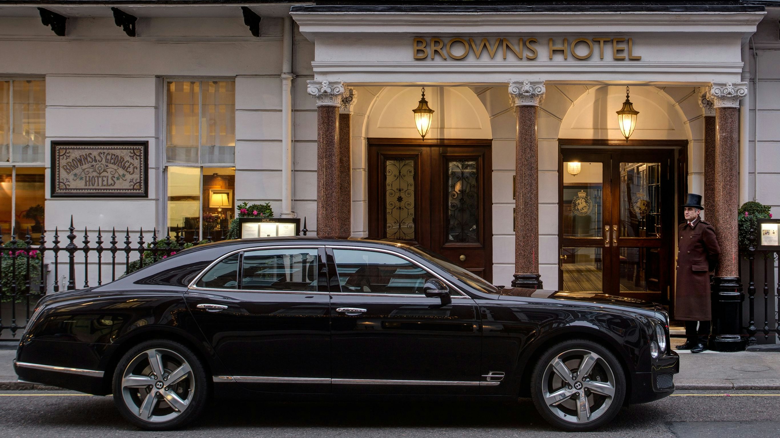 Luxustourismus boomt, während der Umsatz mit hochpreisigen Accessoires sinkt