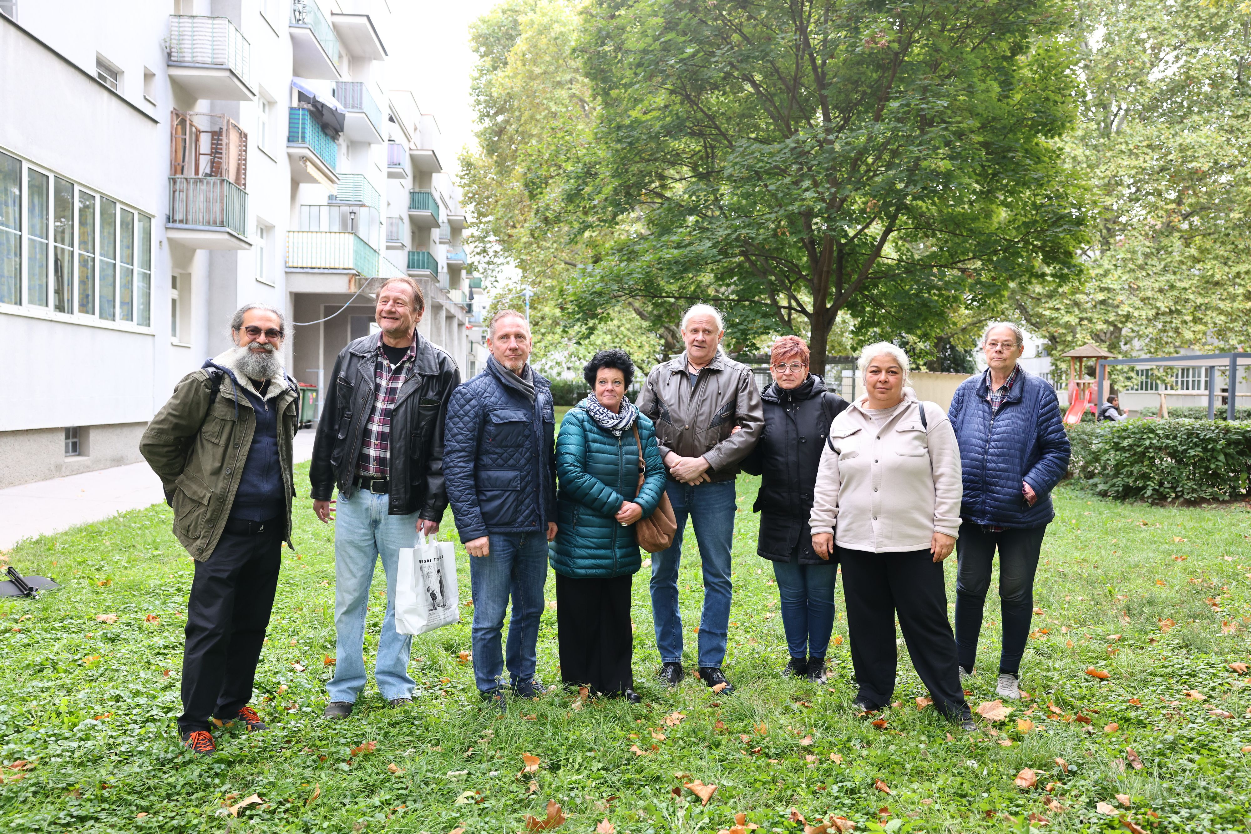 Die Bewohner beklagen die Zustände in ihrem Gemeindebau.